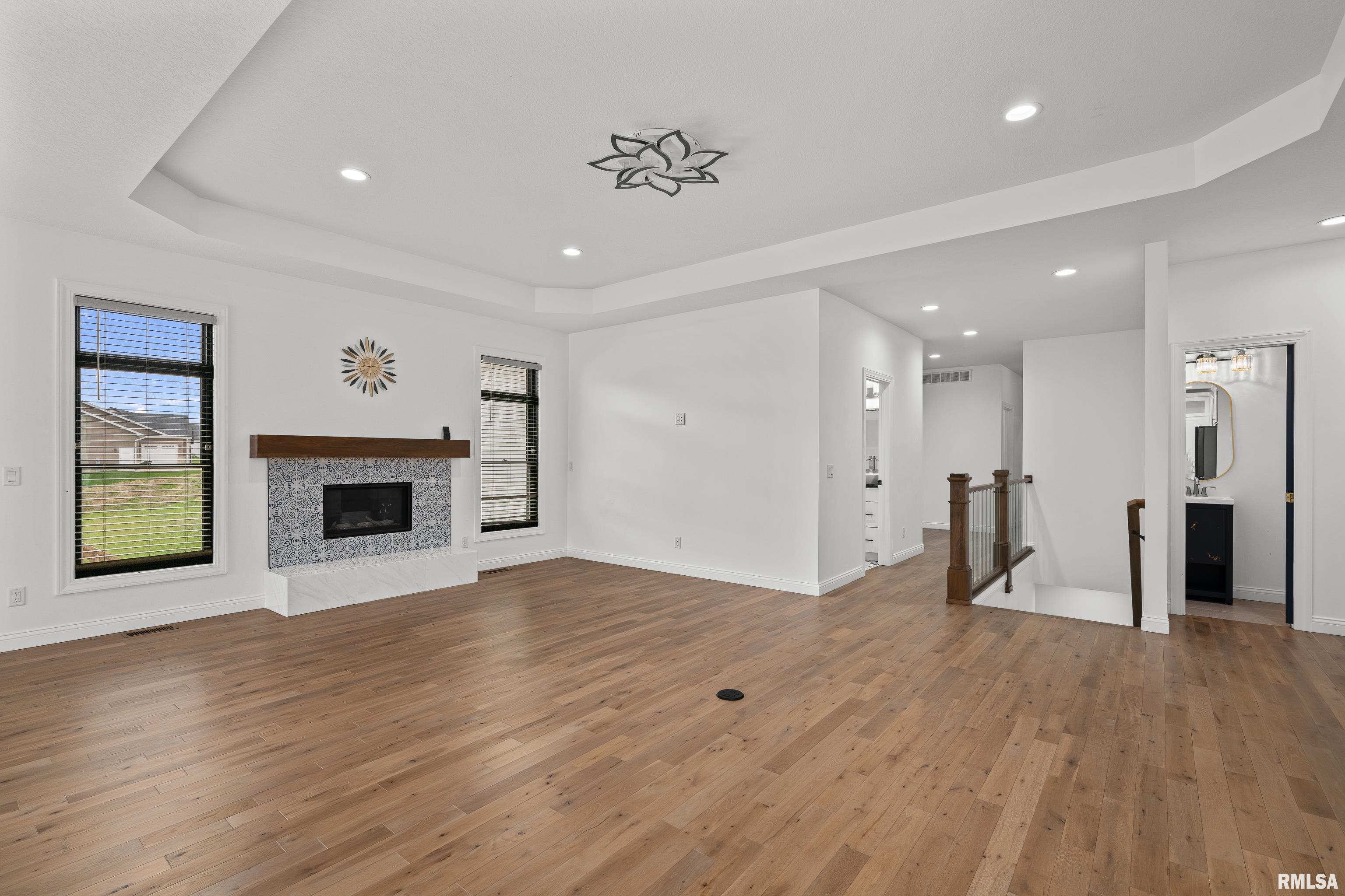 6817 Timber Court, Bettendorf, Iowa image 22