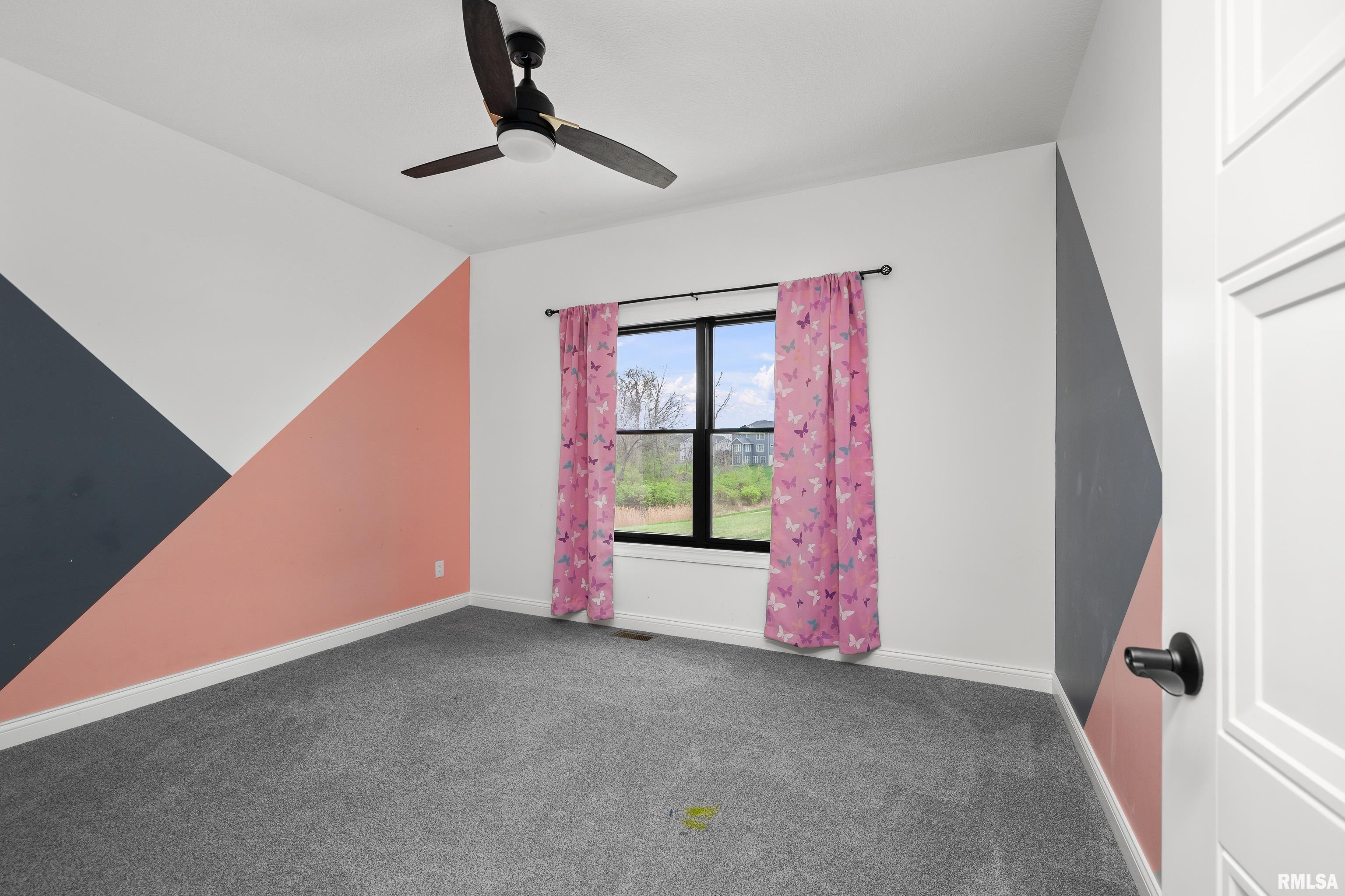 6817 Timber Court, Bettendorf, Iowa image 35