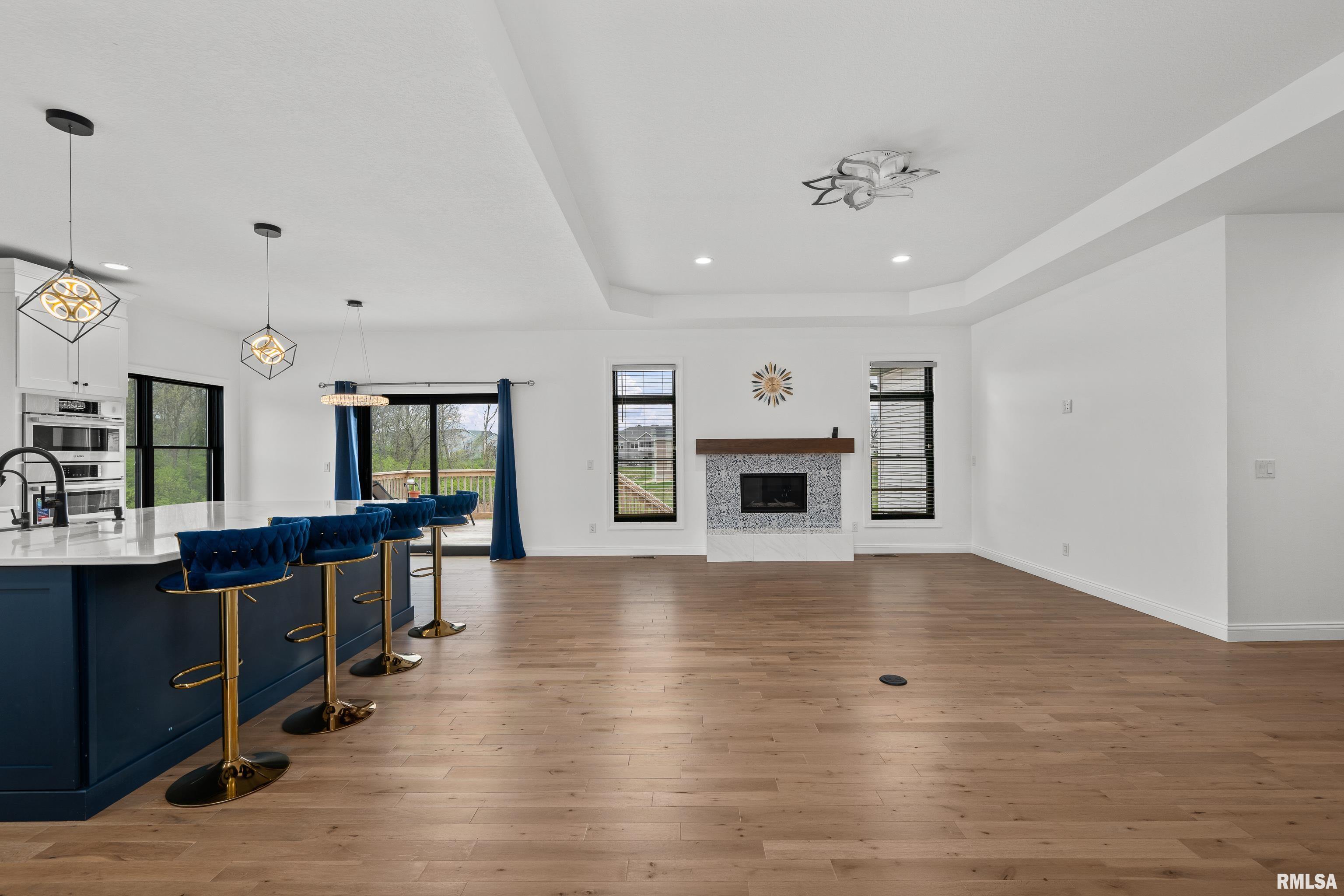 6817 Timber Court, Bettendorf, Iowa image 10