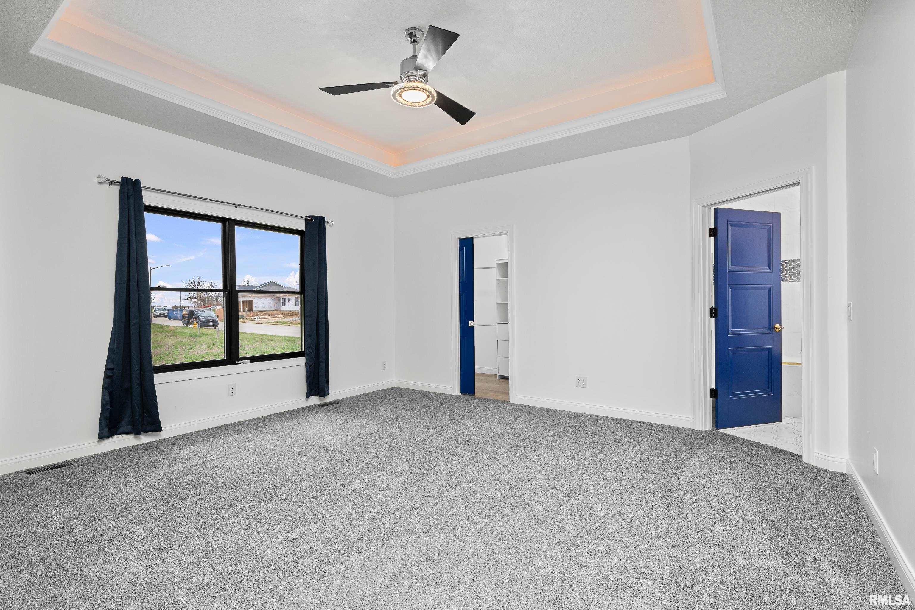 6817 Timber Court, Bettendorf, Iowa image 39