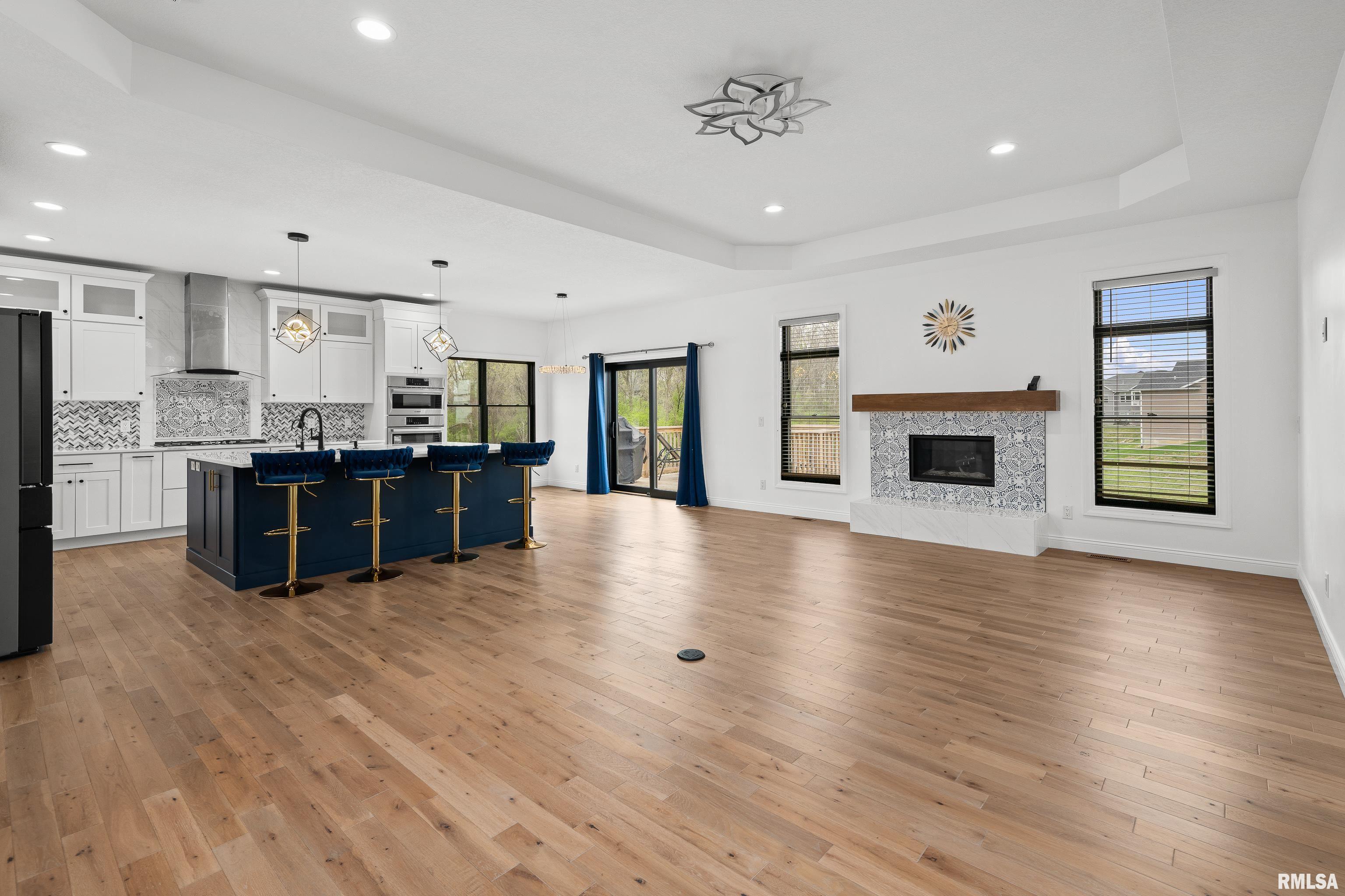 6817 Timber Court, Bettendorf, Iowa image 9