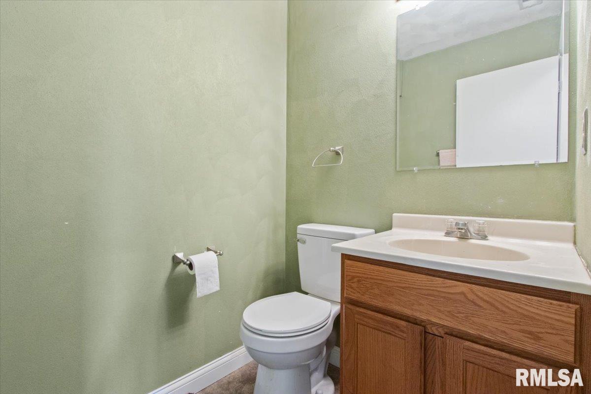 128 High Oak Drive, East Peoria, Illinois image 25