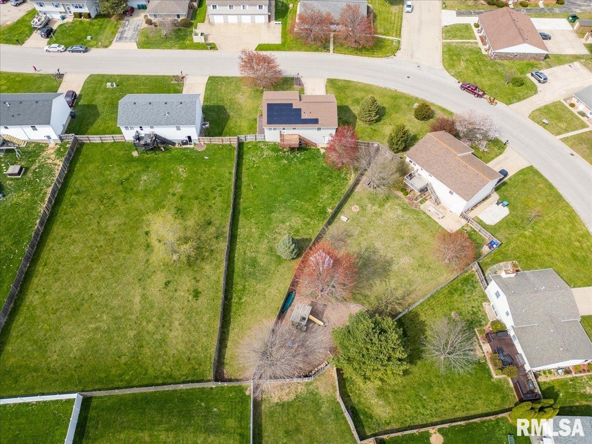 128 High Oak Drive, East Peoria, Illinois image 36