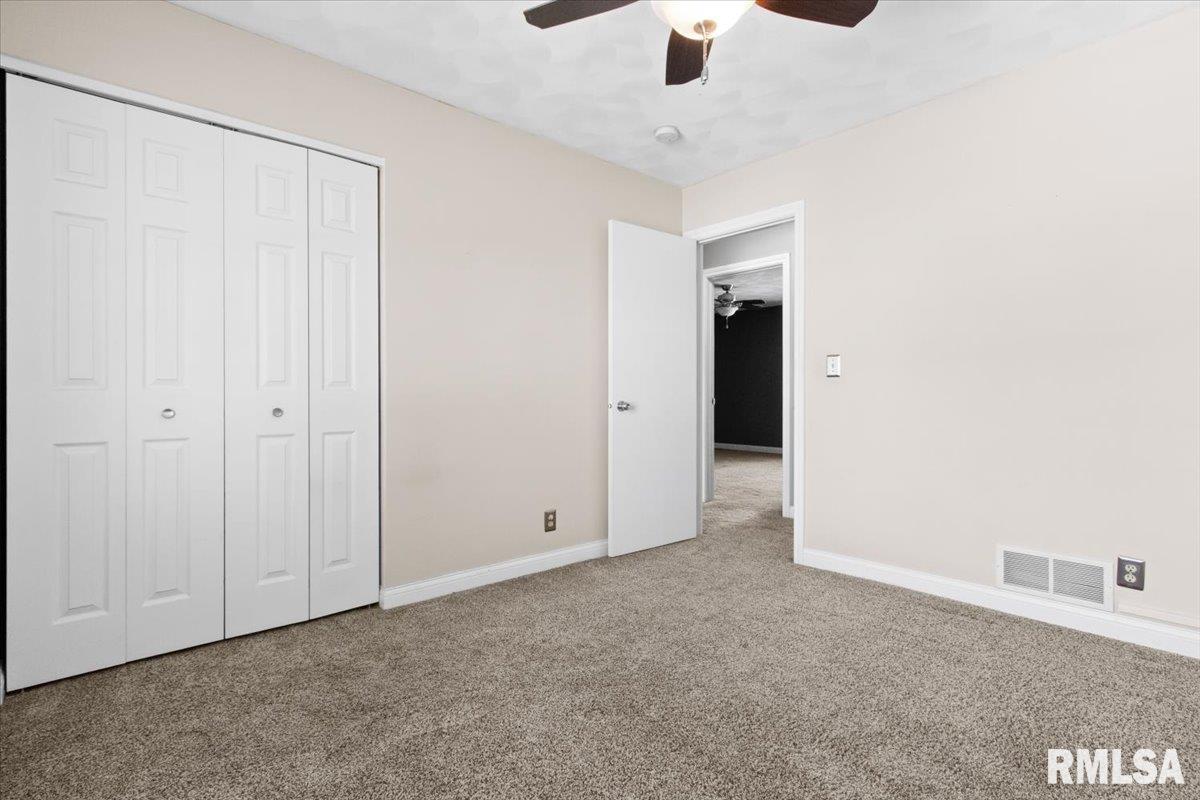 128 High Oak Drive, East Peoria, Illinois image 20