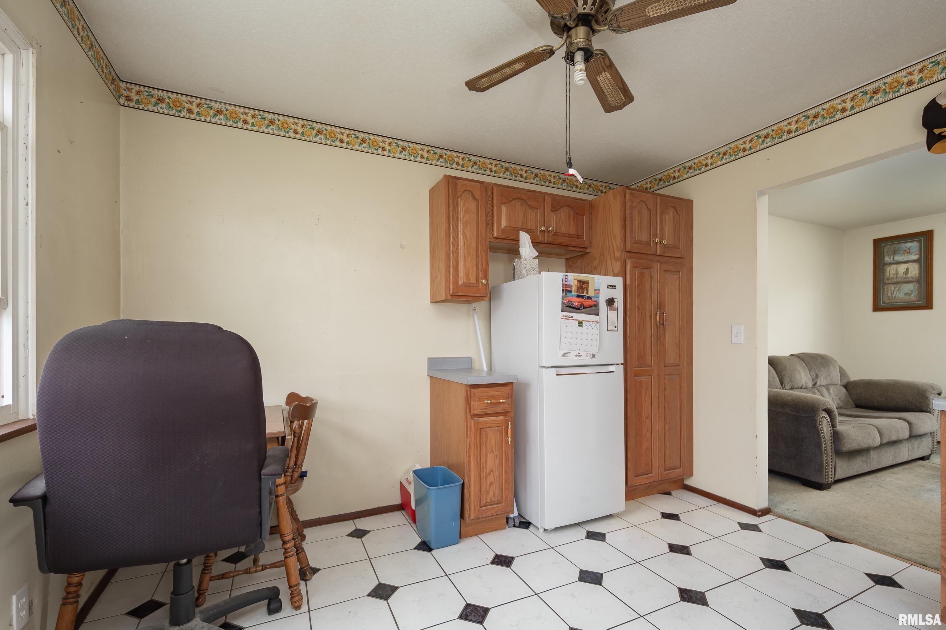 676 W 57th Street, Davenport, Iowa image 13