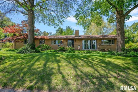 Homes For Sale - 1900 Parkview Drive<br/> Sangamon County, Springfield, IL 62704