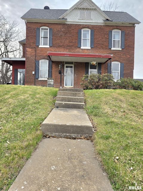 Homes For Sale - 1434 Monroe Street<br/> Adams County, Quincy, IL 62301