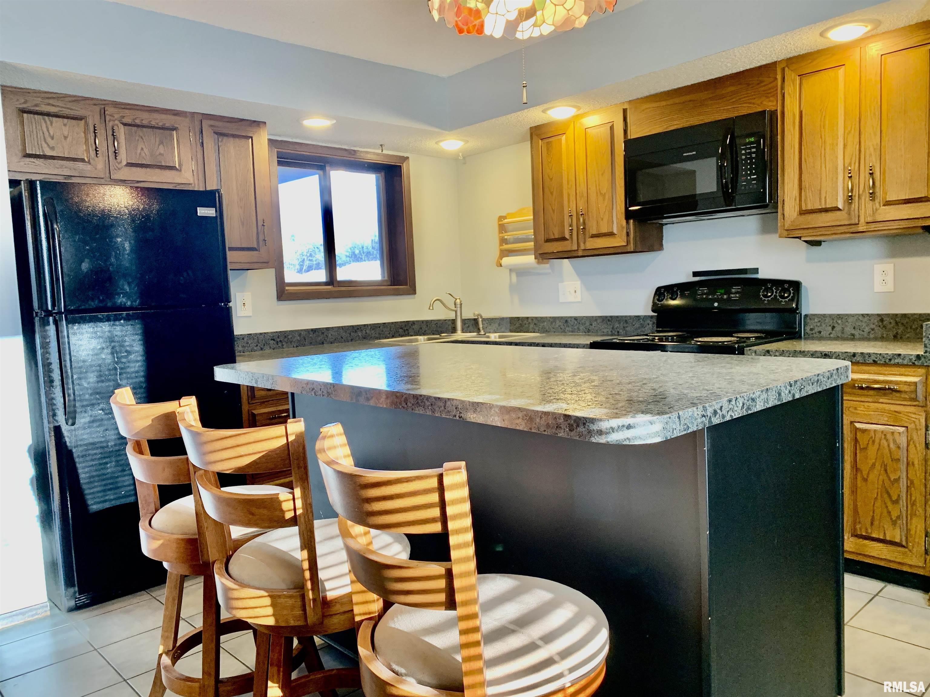 20 Briarwyck Drive, Jacksonville, Illinois image 14