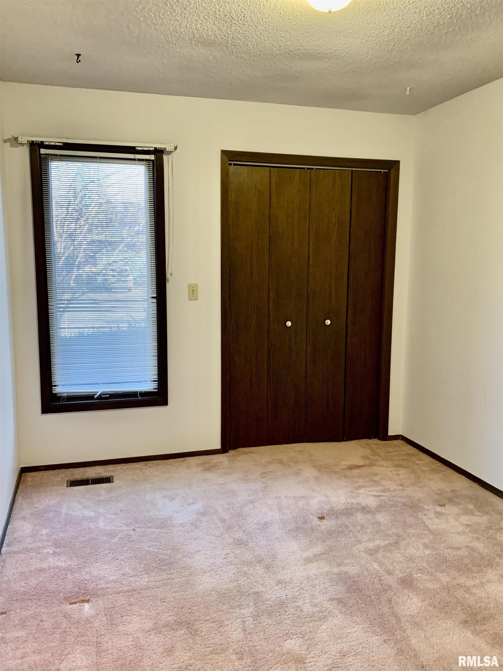 20 Briarwyck Drive, Jacksonville, Illinois image 38
