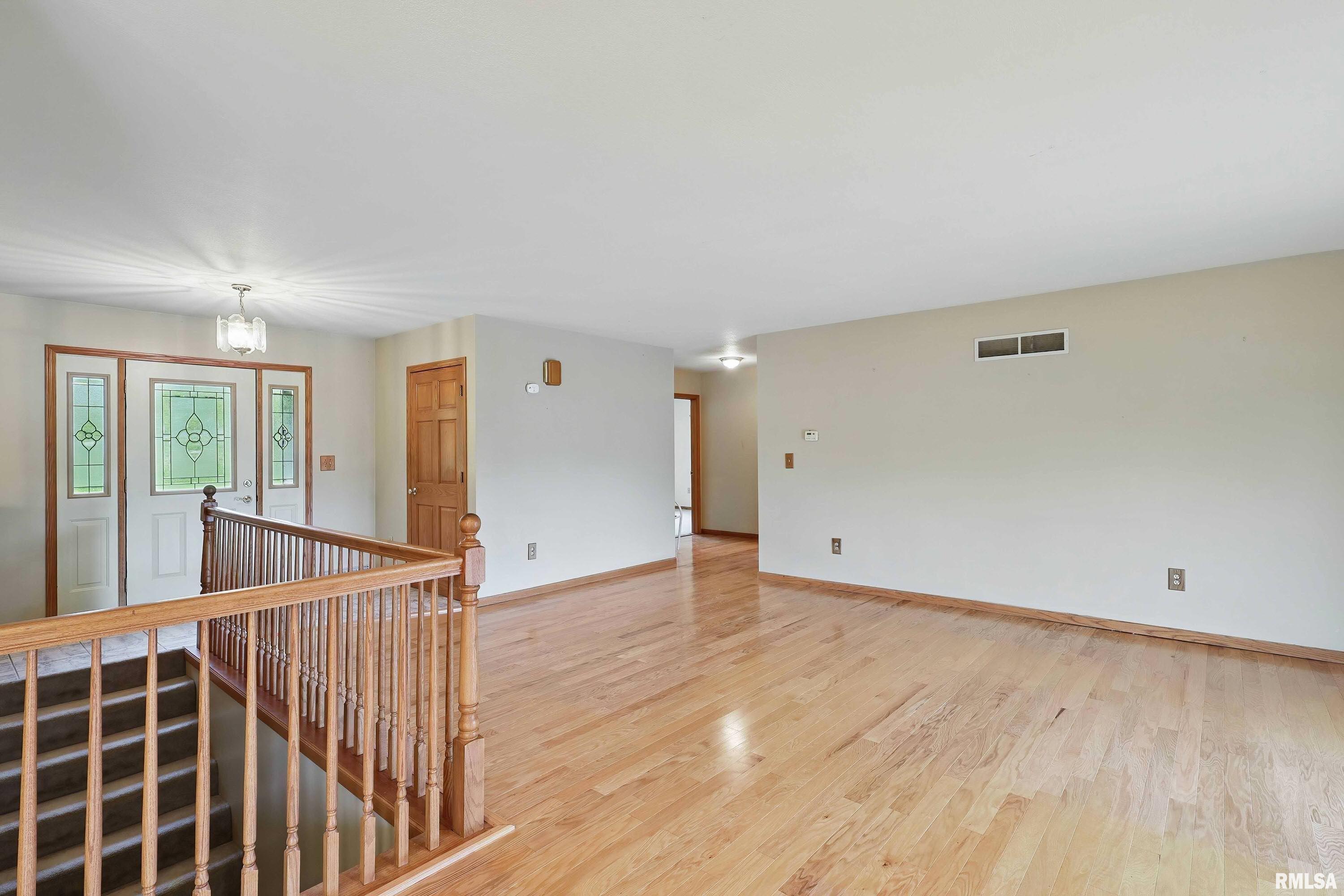 1244 Island View Drive, Sherrard, Illinois image 14
