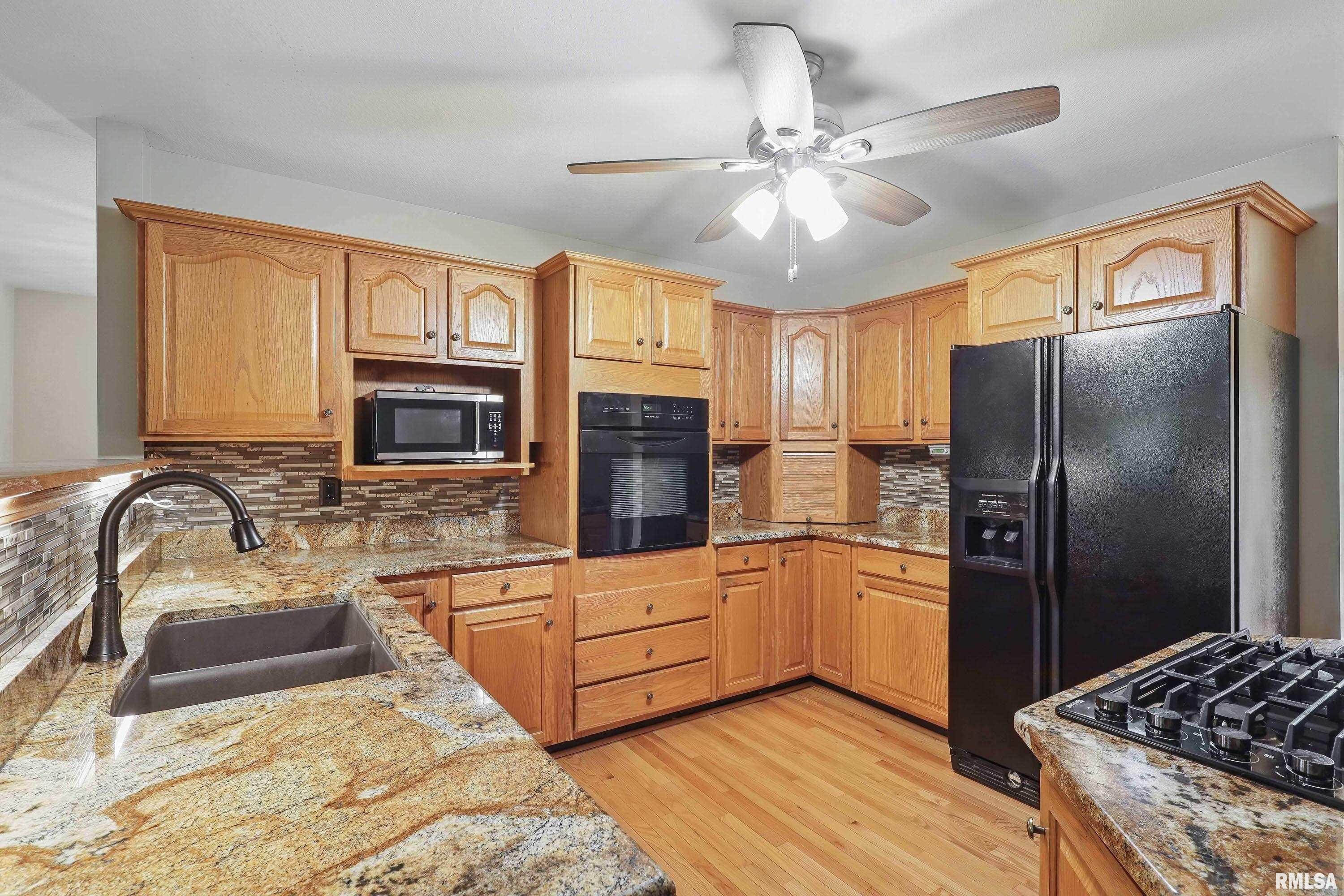1244 Island View Drive, Sherrard, Illinois image 19
