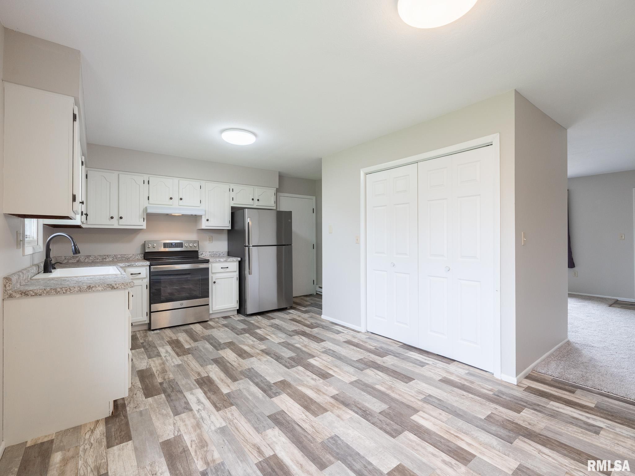 602 Manor Drive, Metamora, Illinois image 14