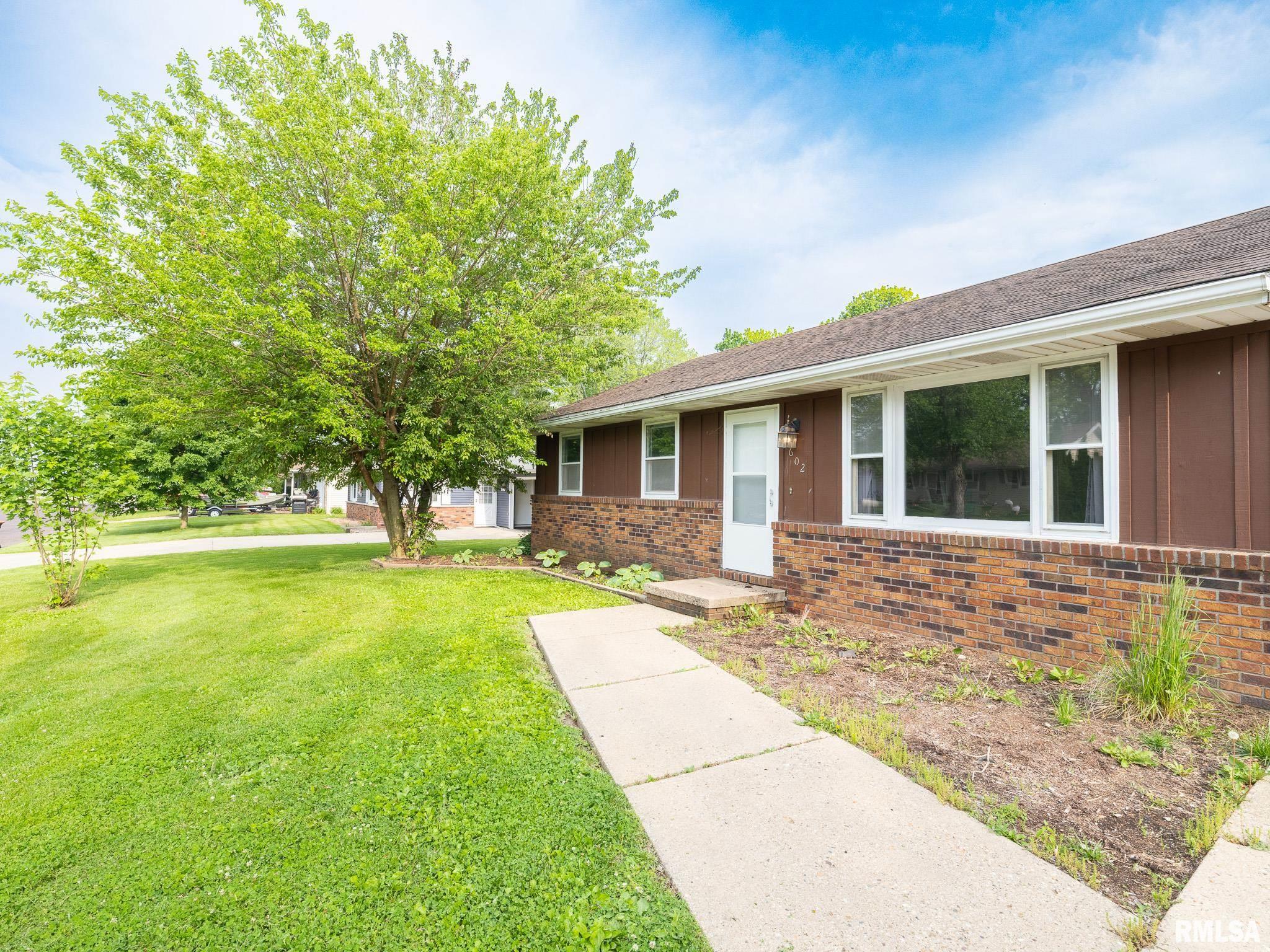602 Manor Drive, Metamora, Illinois image 4