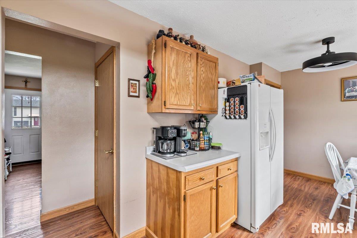 204 N 8th Street, Eldridge, Iowa image 18