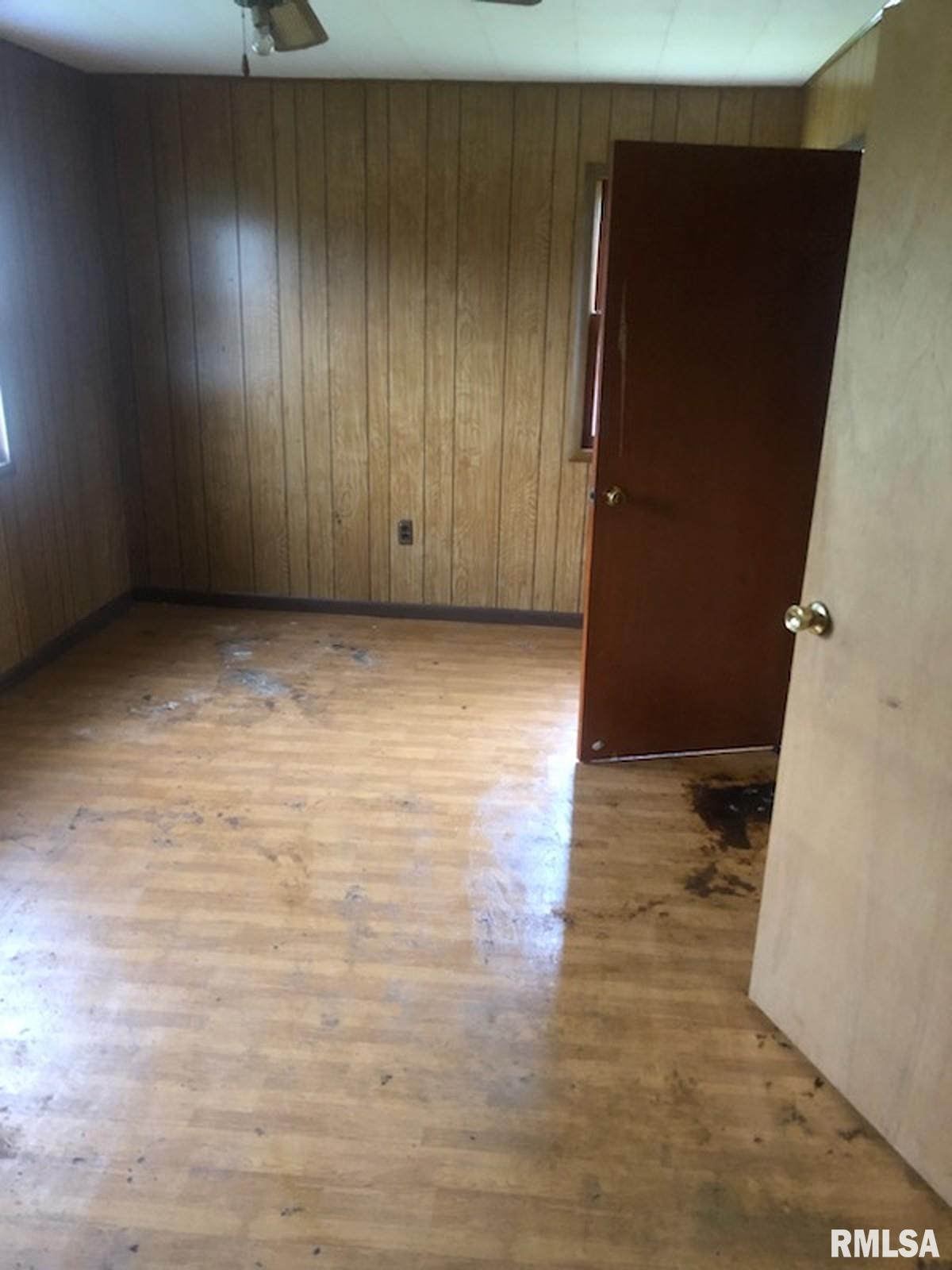 312 W York Street, Camp Point, Illinois image 9
