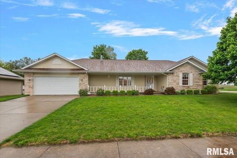Photo of 8 ROSEMARY Lane, Jacksonville, IL 62650 (MLS # CA1043417)