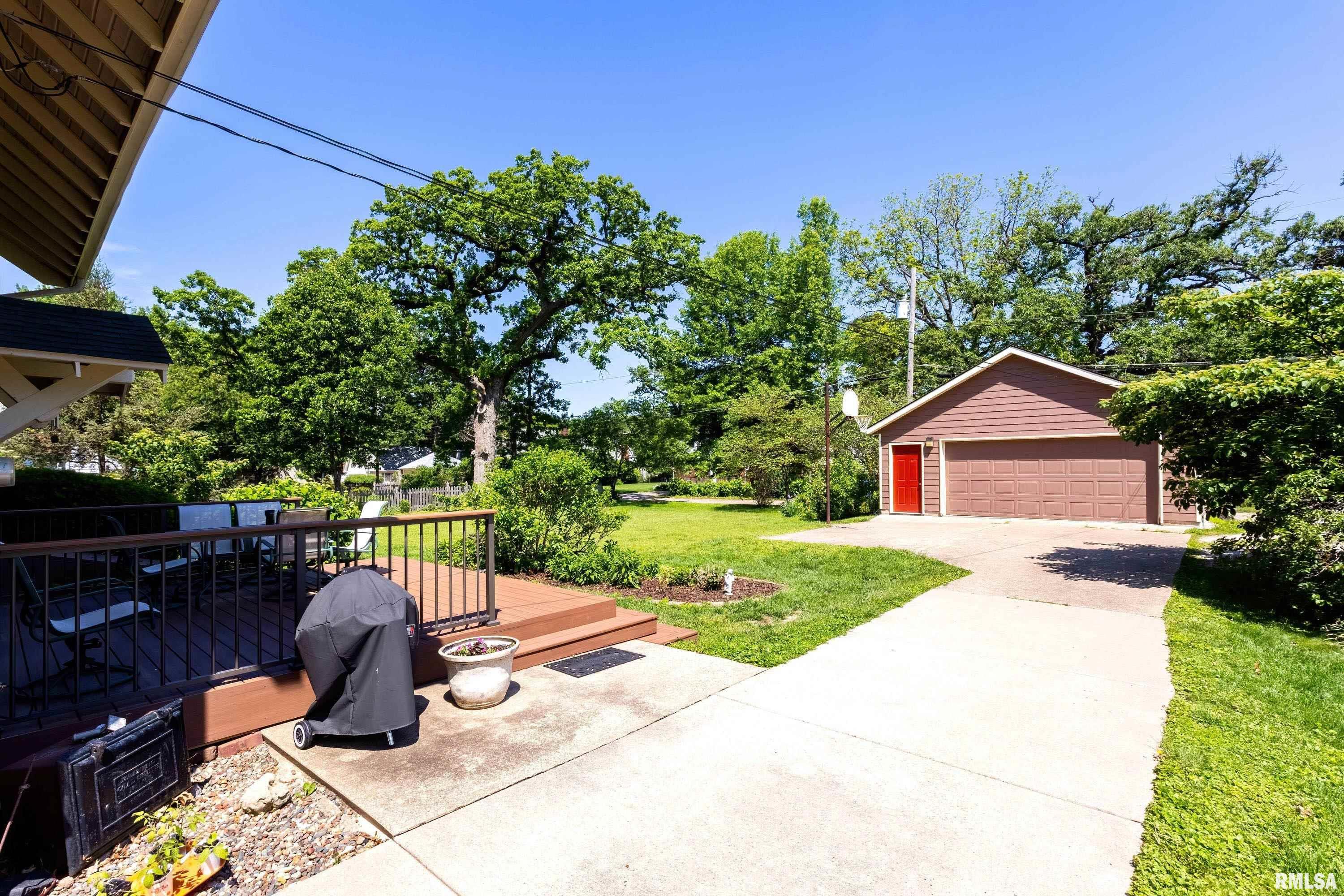 924 Brown Street, Bettendorf, Iowa image 37