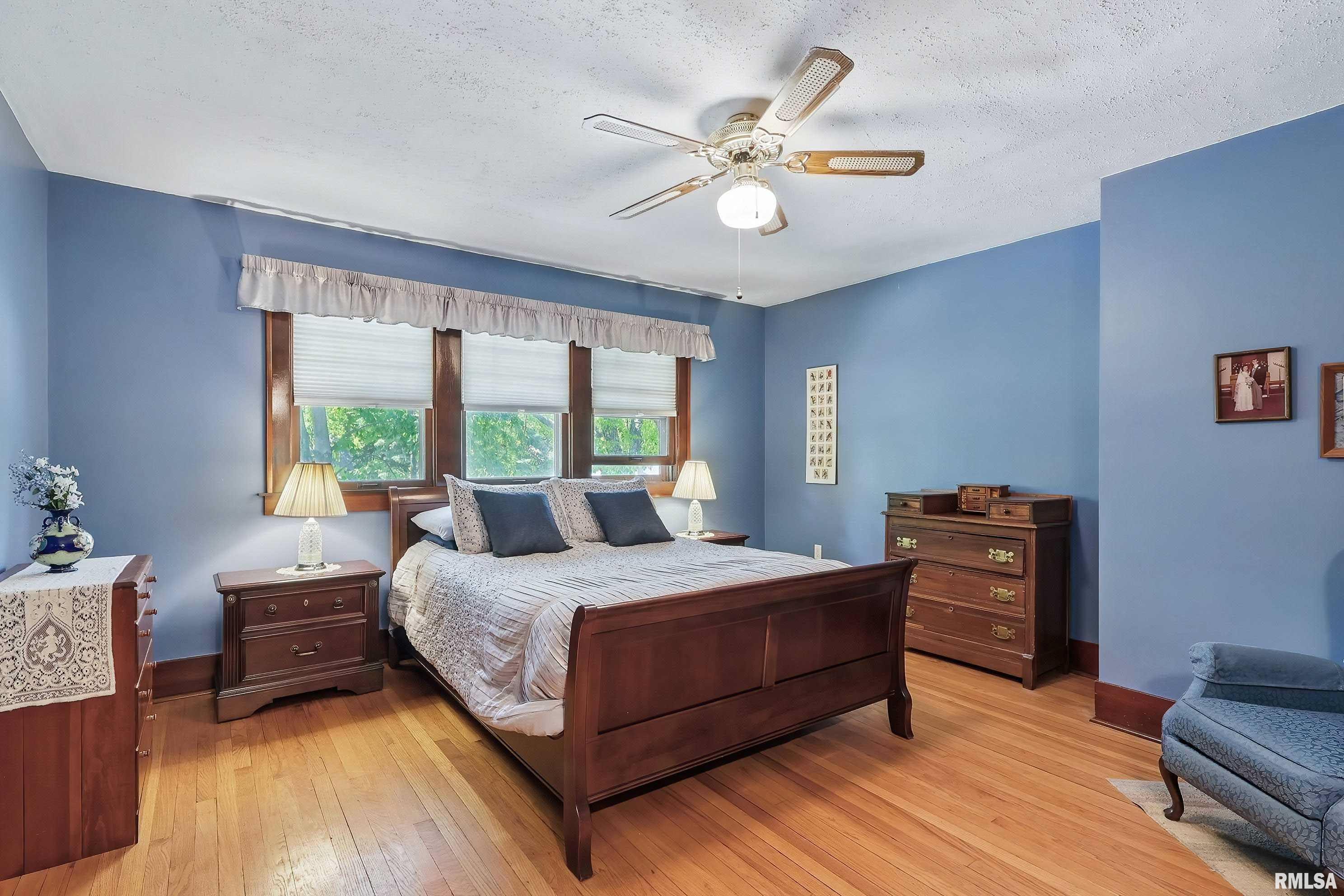 924 Brown Street, Bettendorf, Iowa image 30