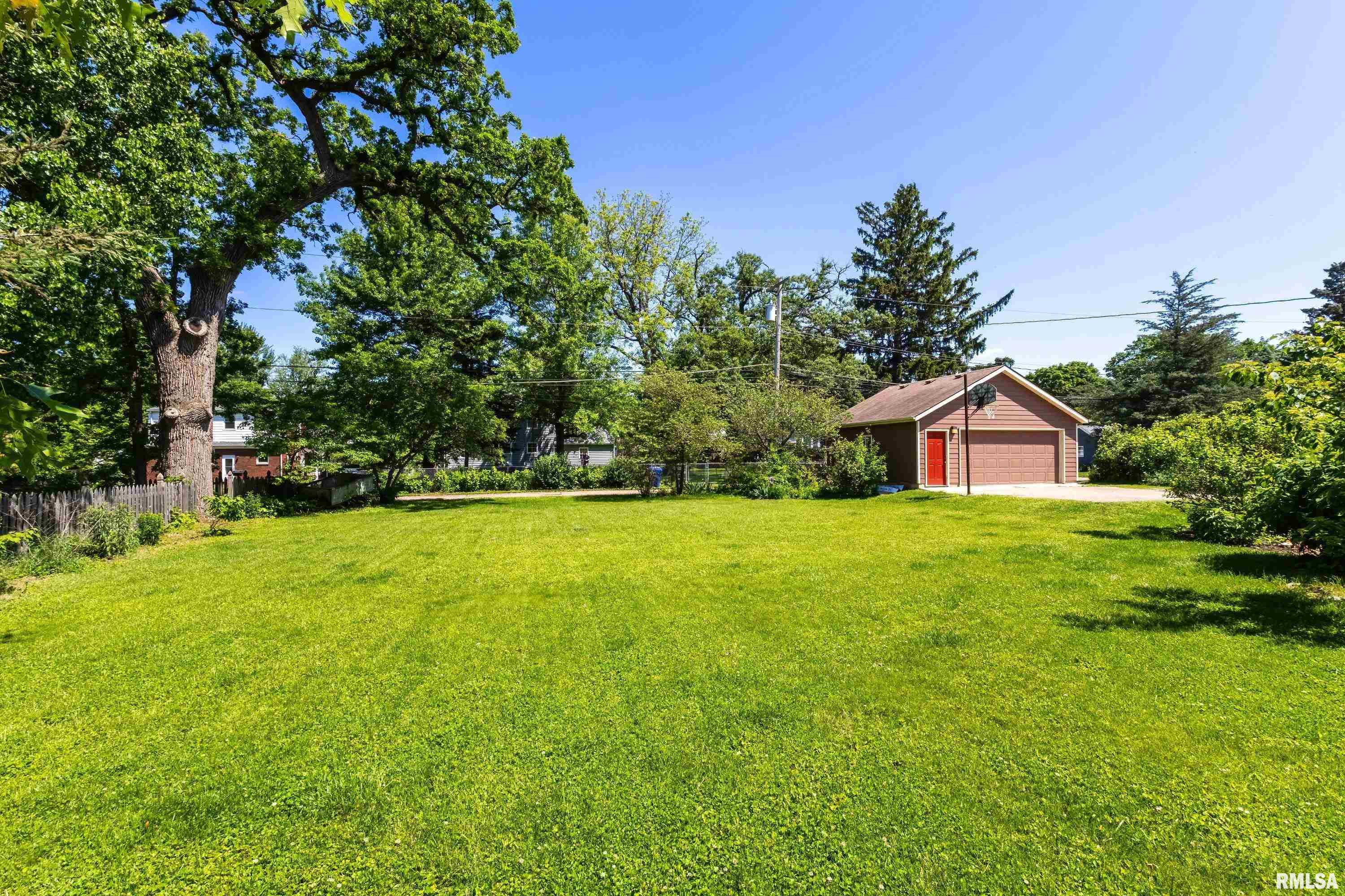 924 Brown Street, Bettendorf, Iowa image 41