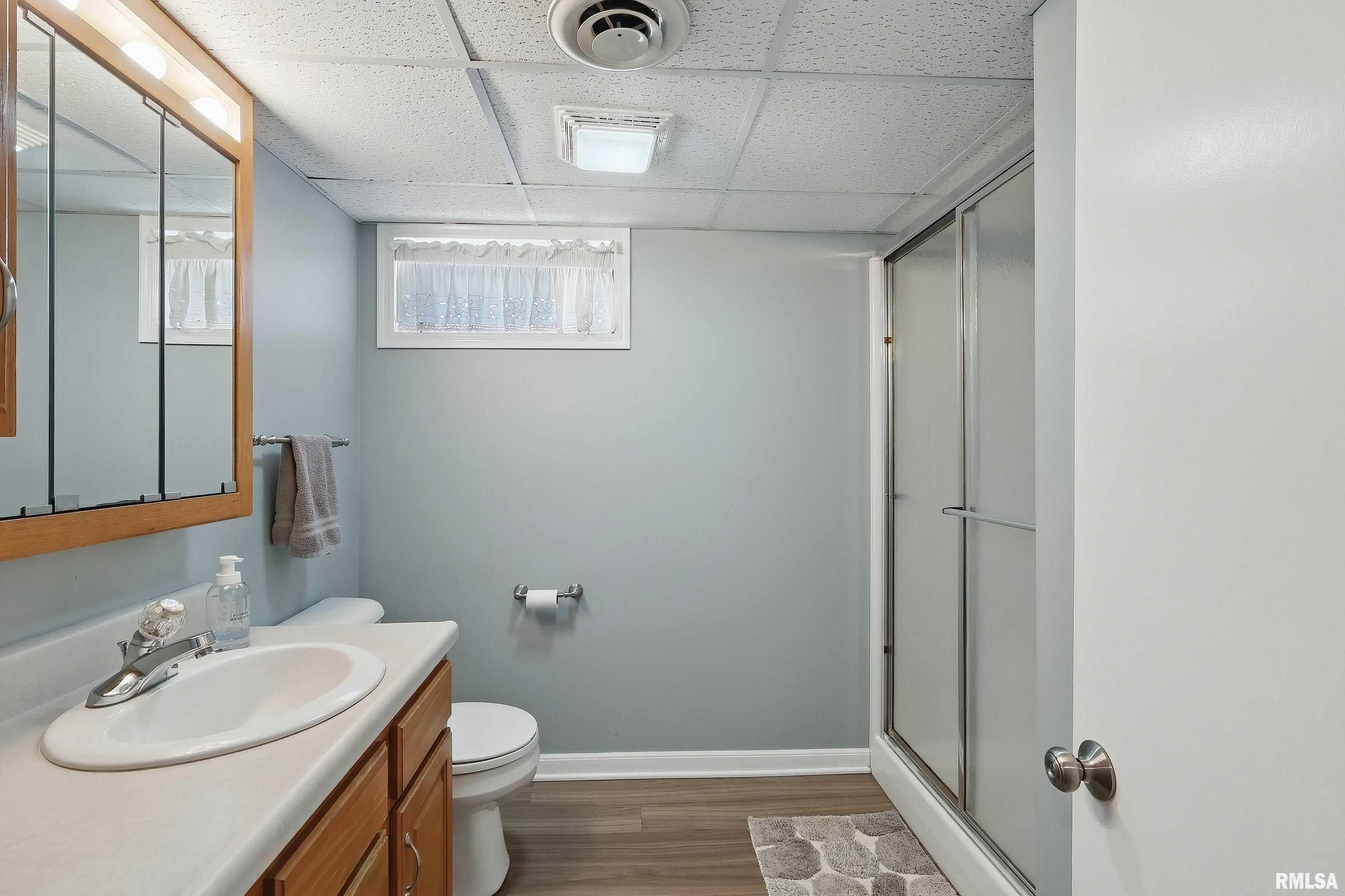 924 Brown Street, Bettendorf, Iowa image 34