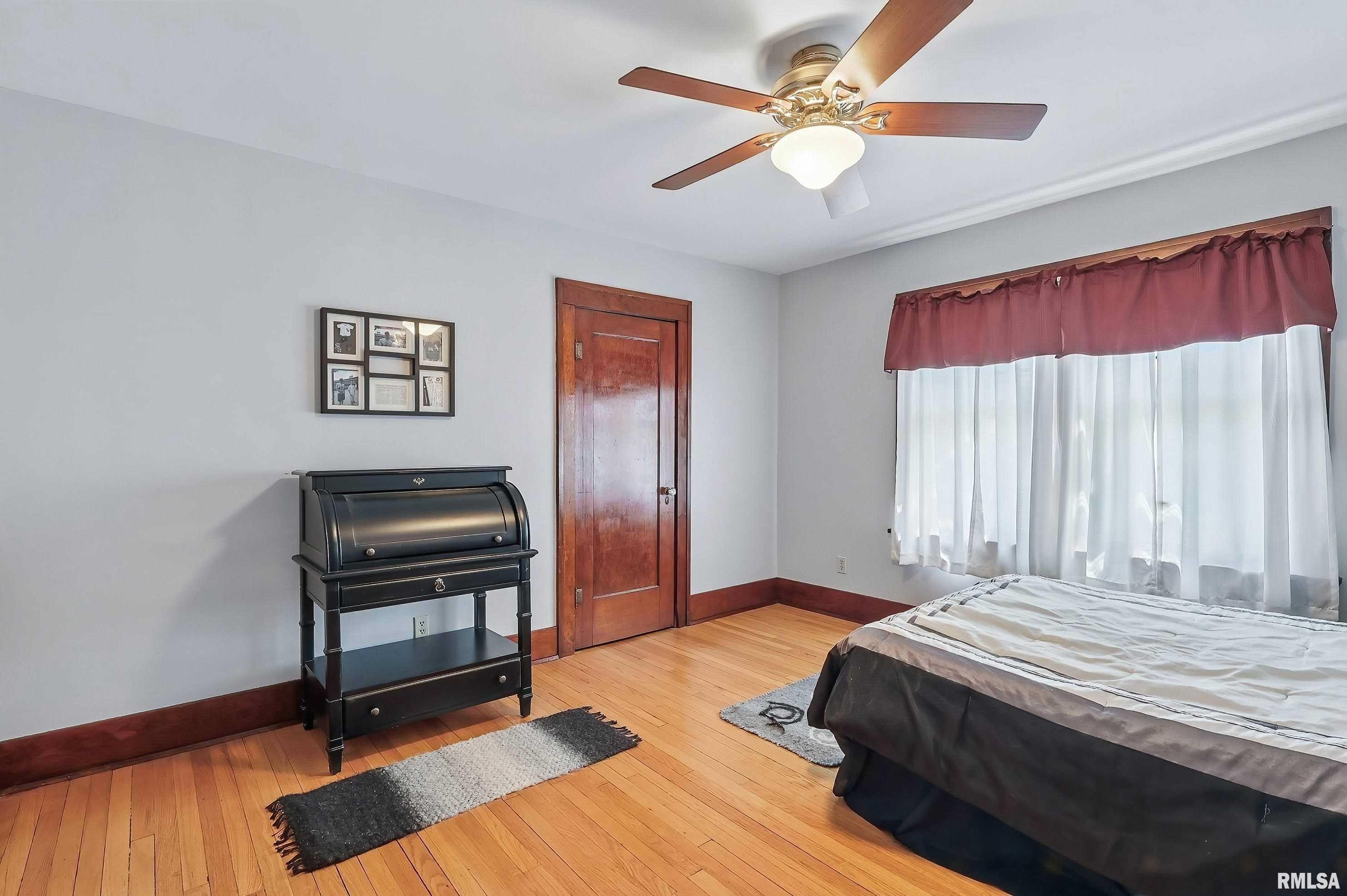 924 Brown Street, Bettendorf, Iowa image 22