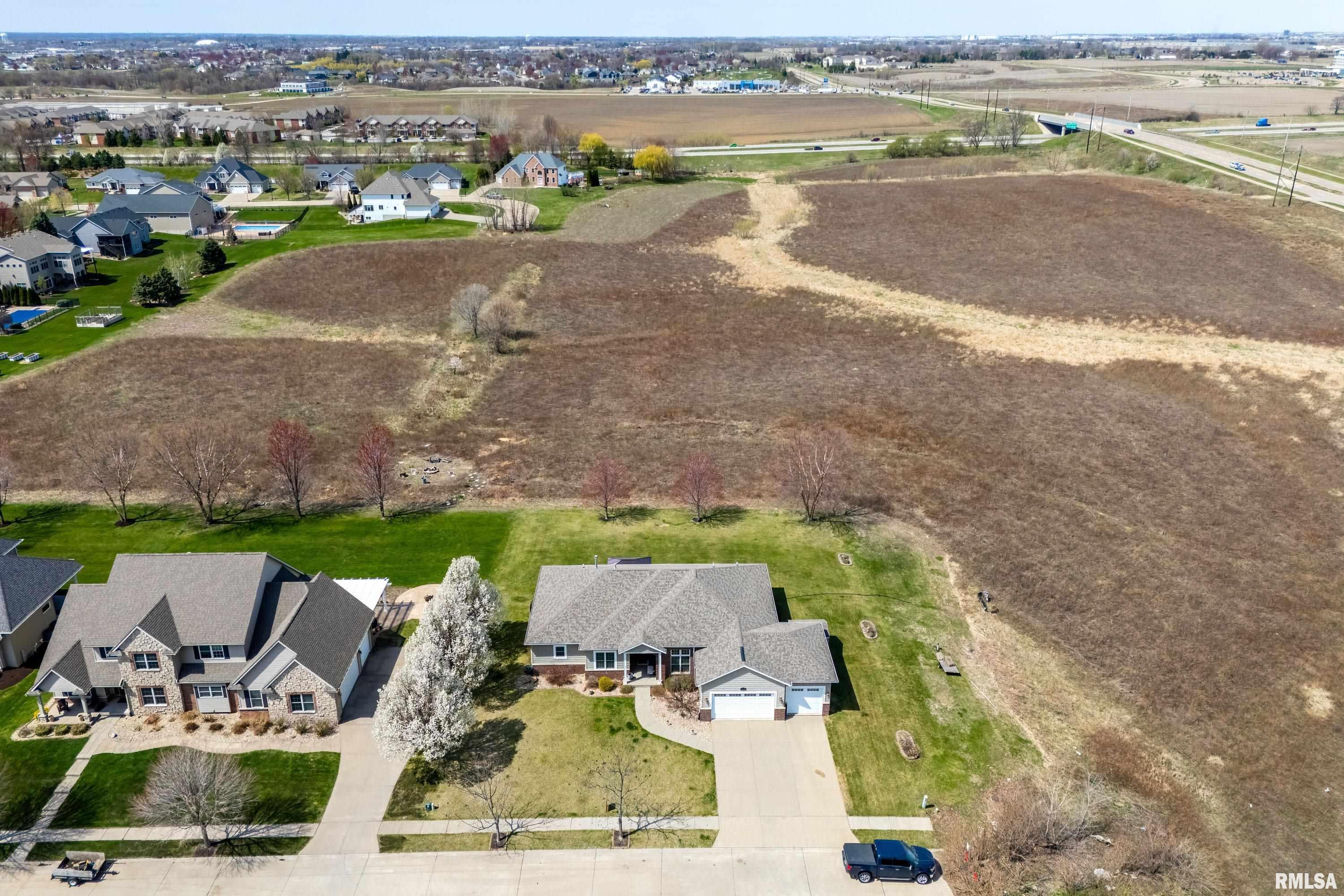 6438 Whispering Pine Drive, Davenport, Iowa image 4
