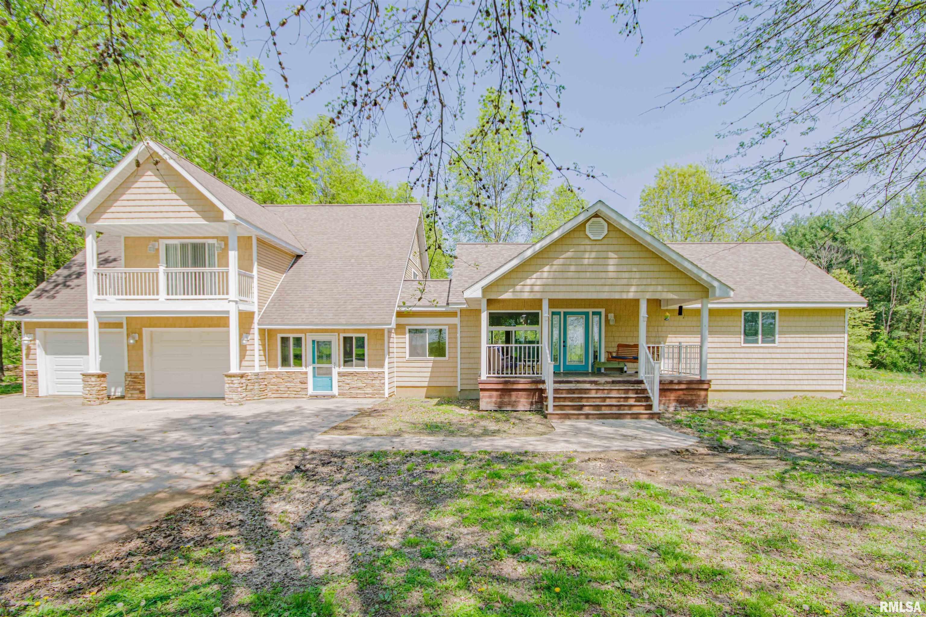 402 Edgewood Road, Salem, Illinois image 1