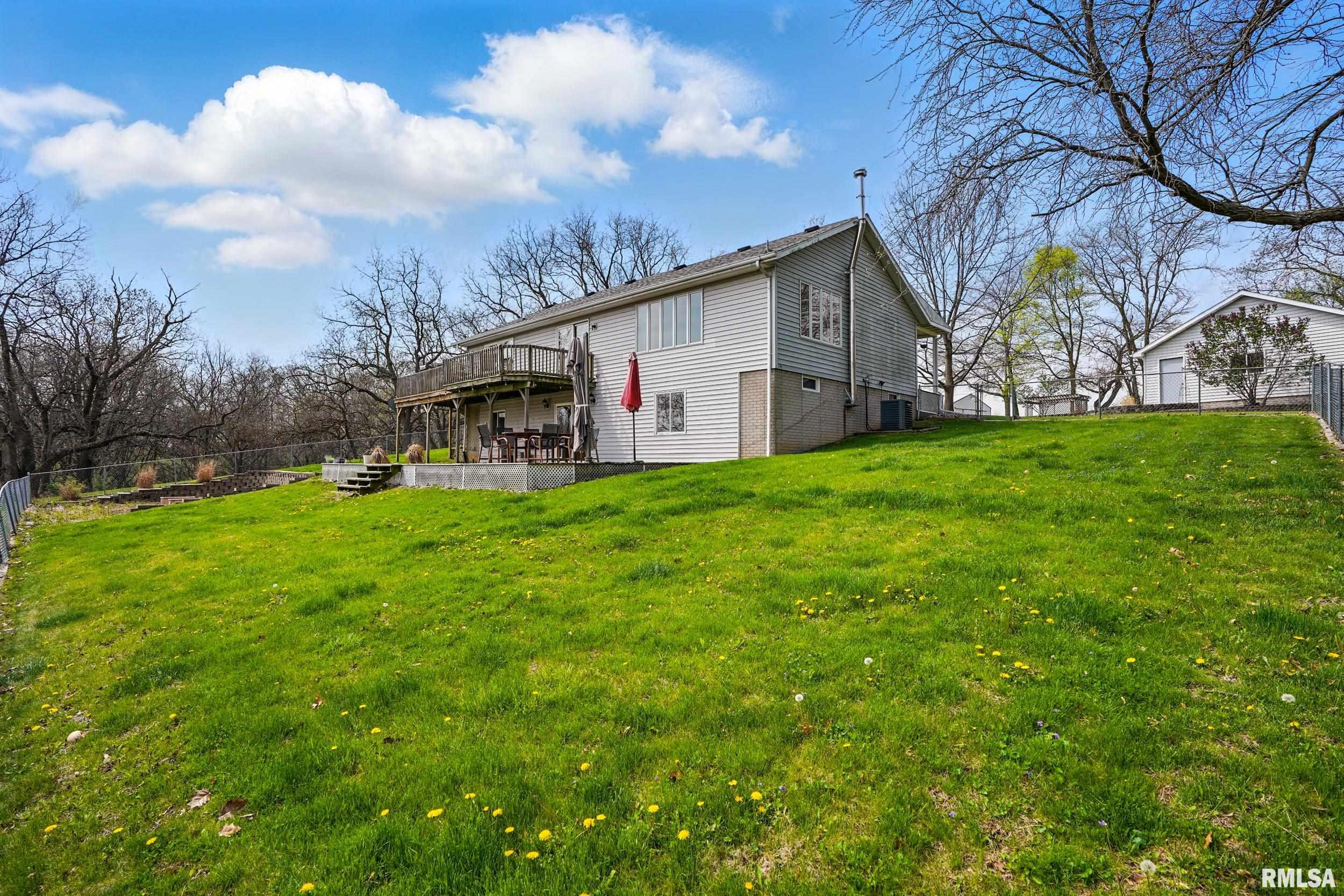 9721 115th Street West, Andalusia, Illinois image 8