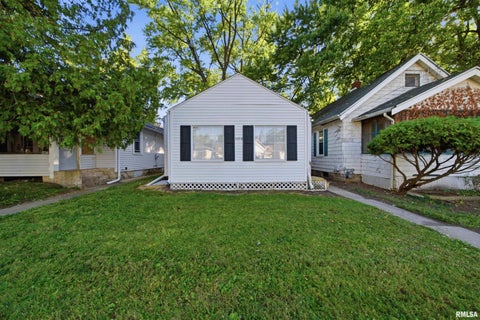 Homes For Sale - 1218 E Forrest Hill Avenue<br/> Peoria, IL 61603