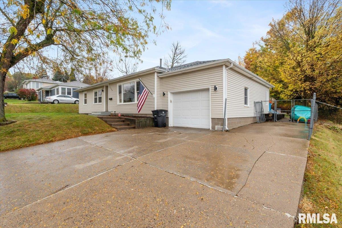 1300 26th Avenue, Rock Island, Illinois image 7