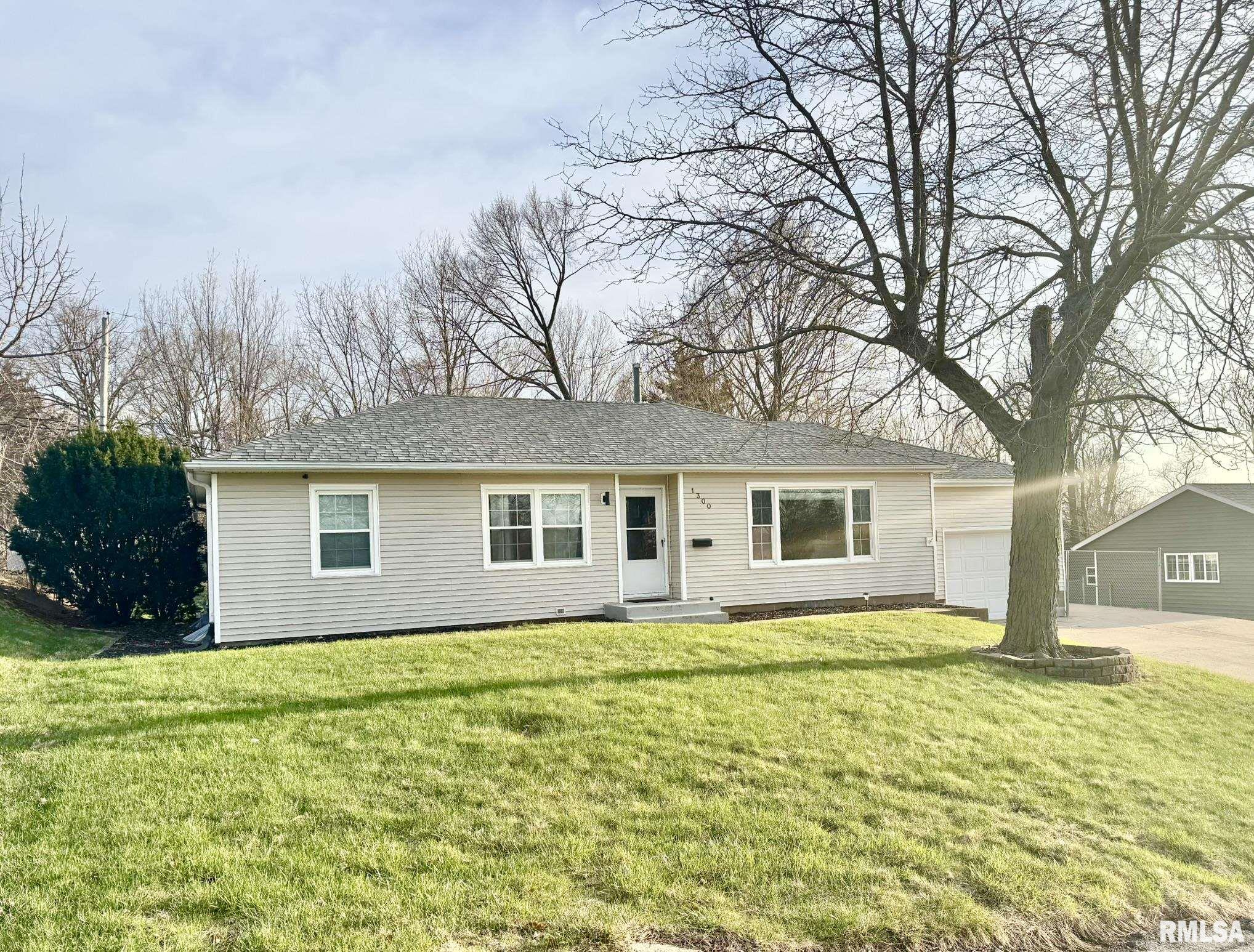 1300 26th Avenue, Rock Island, Illinois image 4