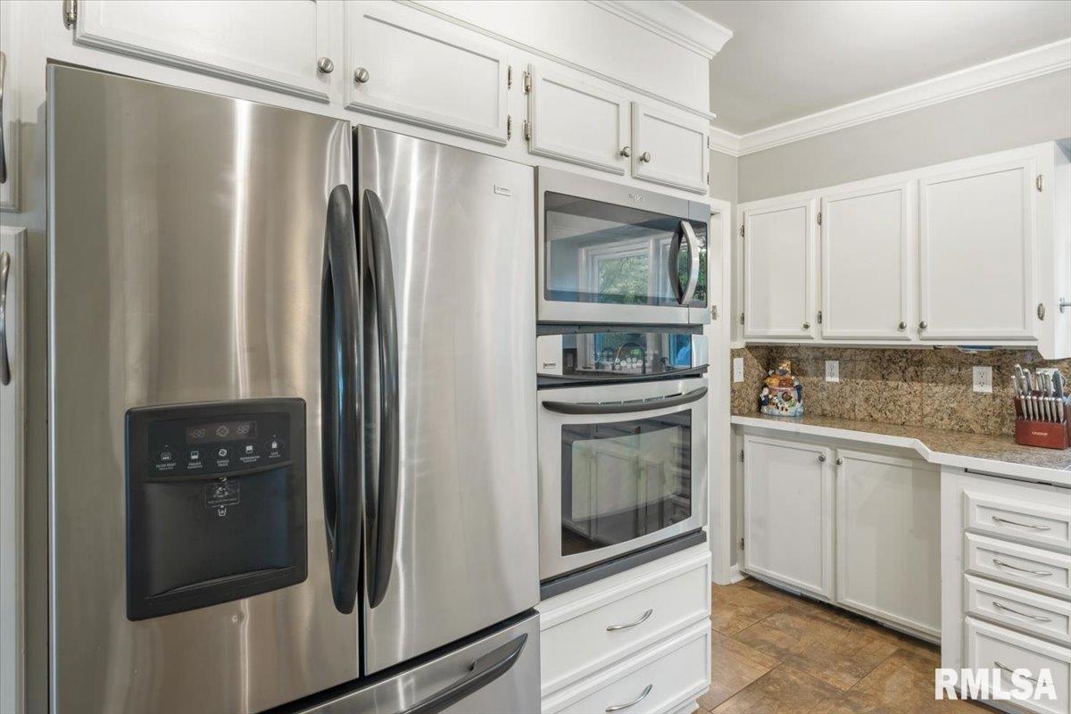 1300 26th Avenue, Rock Island, Illinois image 22
