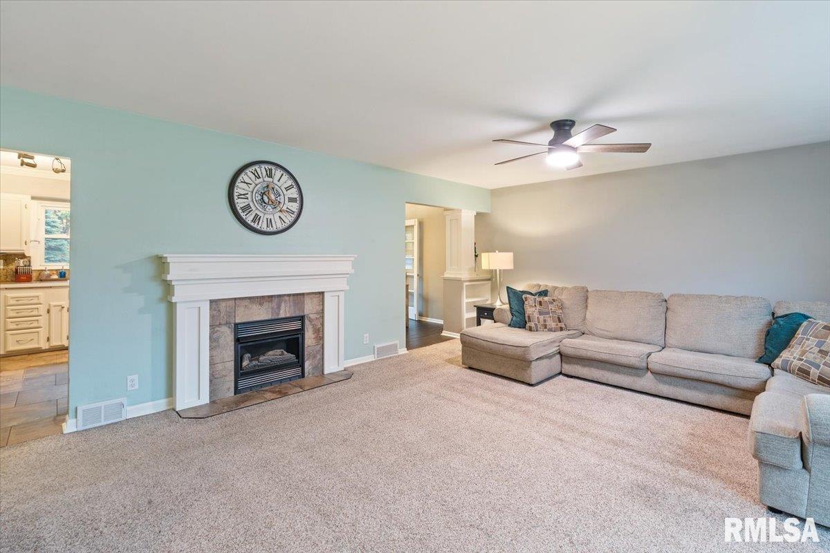 1300 26th Avenue, Rock Island, Illinois image 12