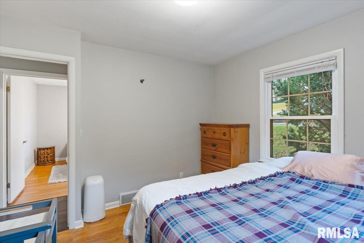1300 26th Avenue, Rock Island, Illinois image 37