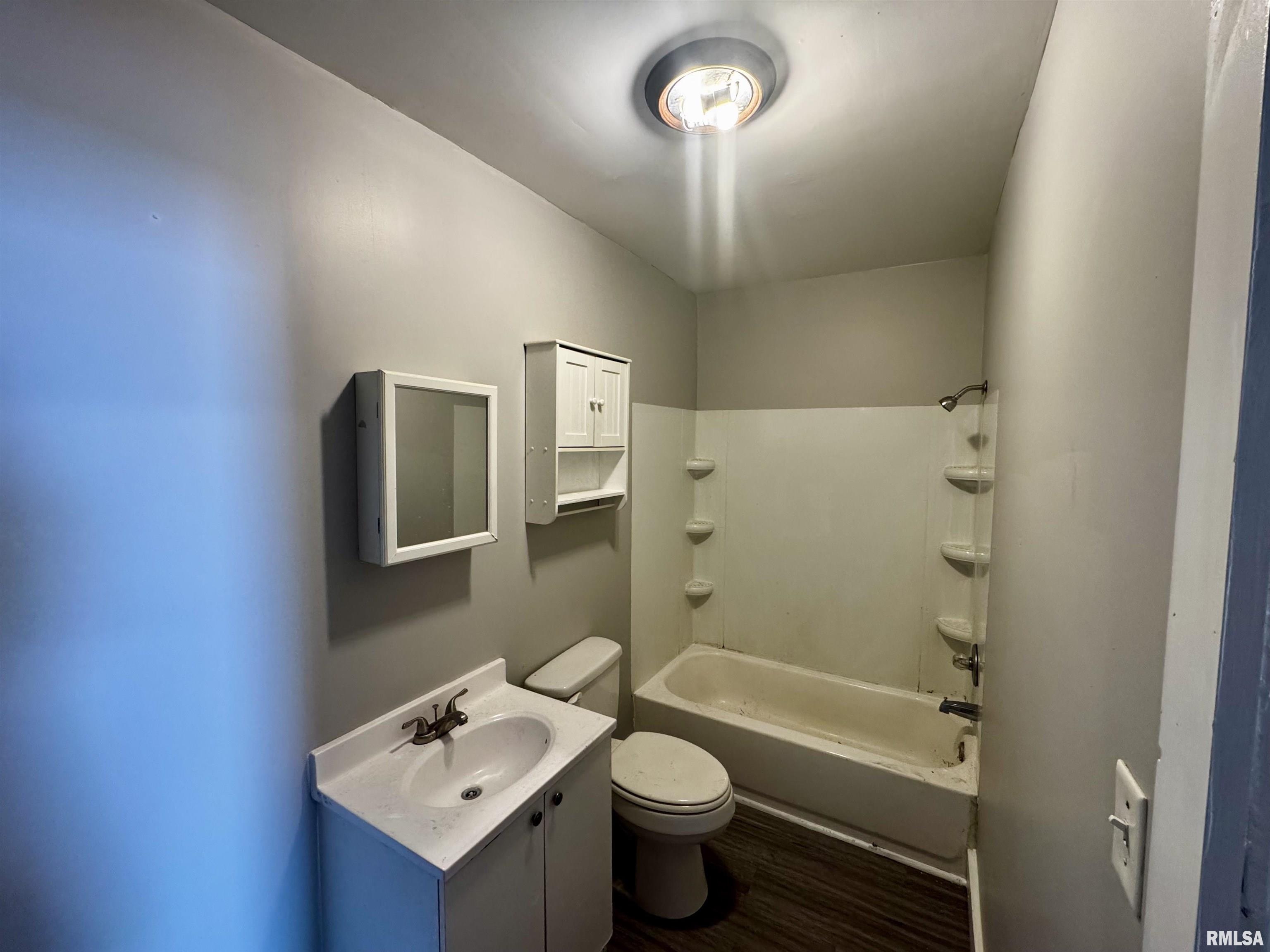 1150 14th Avenue, Moline, Illinois image 7