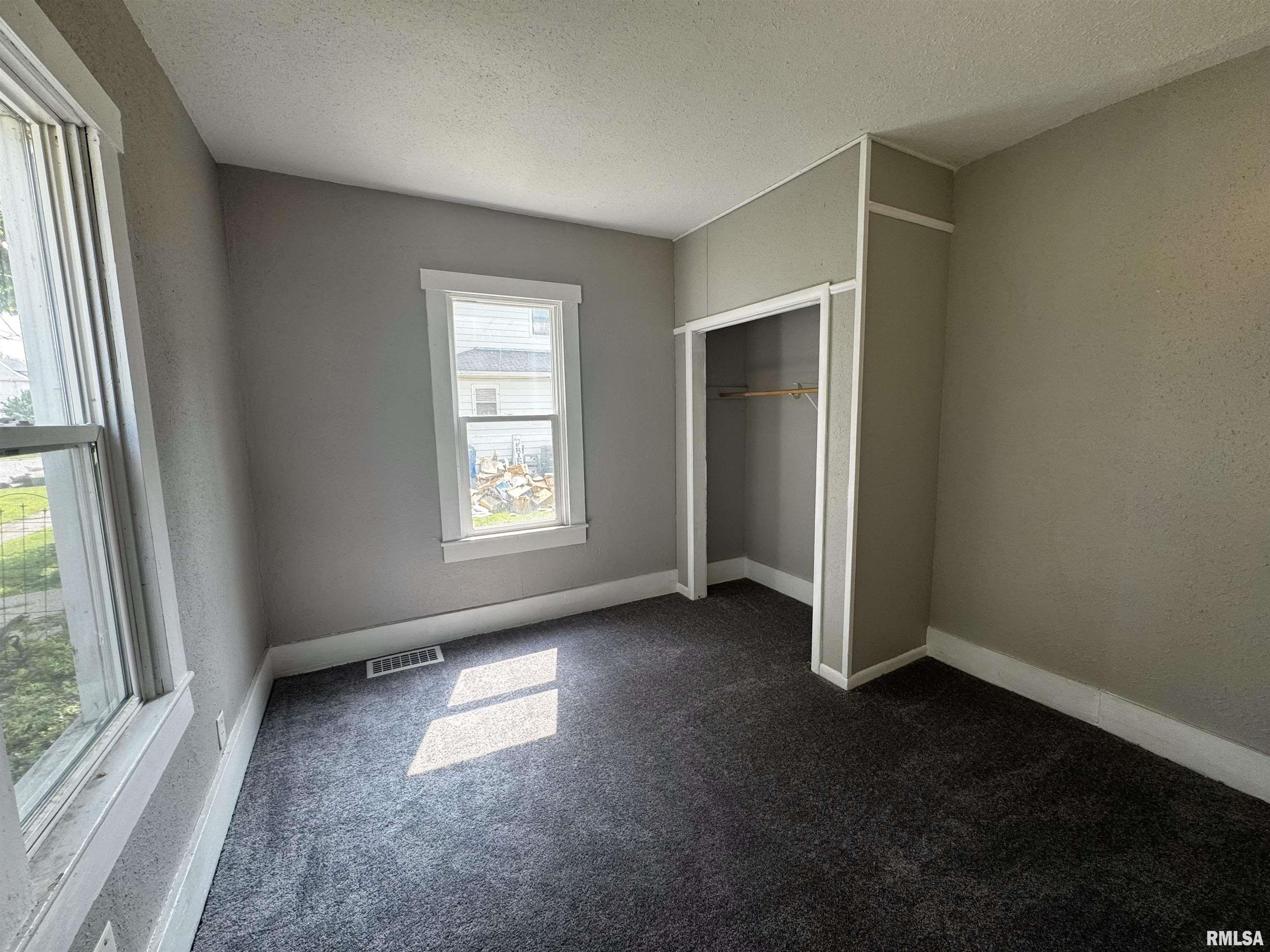 1150 14th Avenue, Moline, Illinois image 9