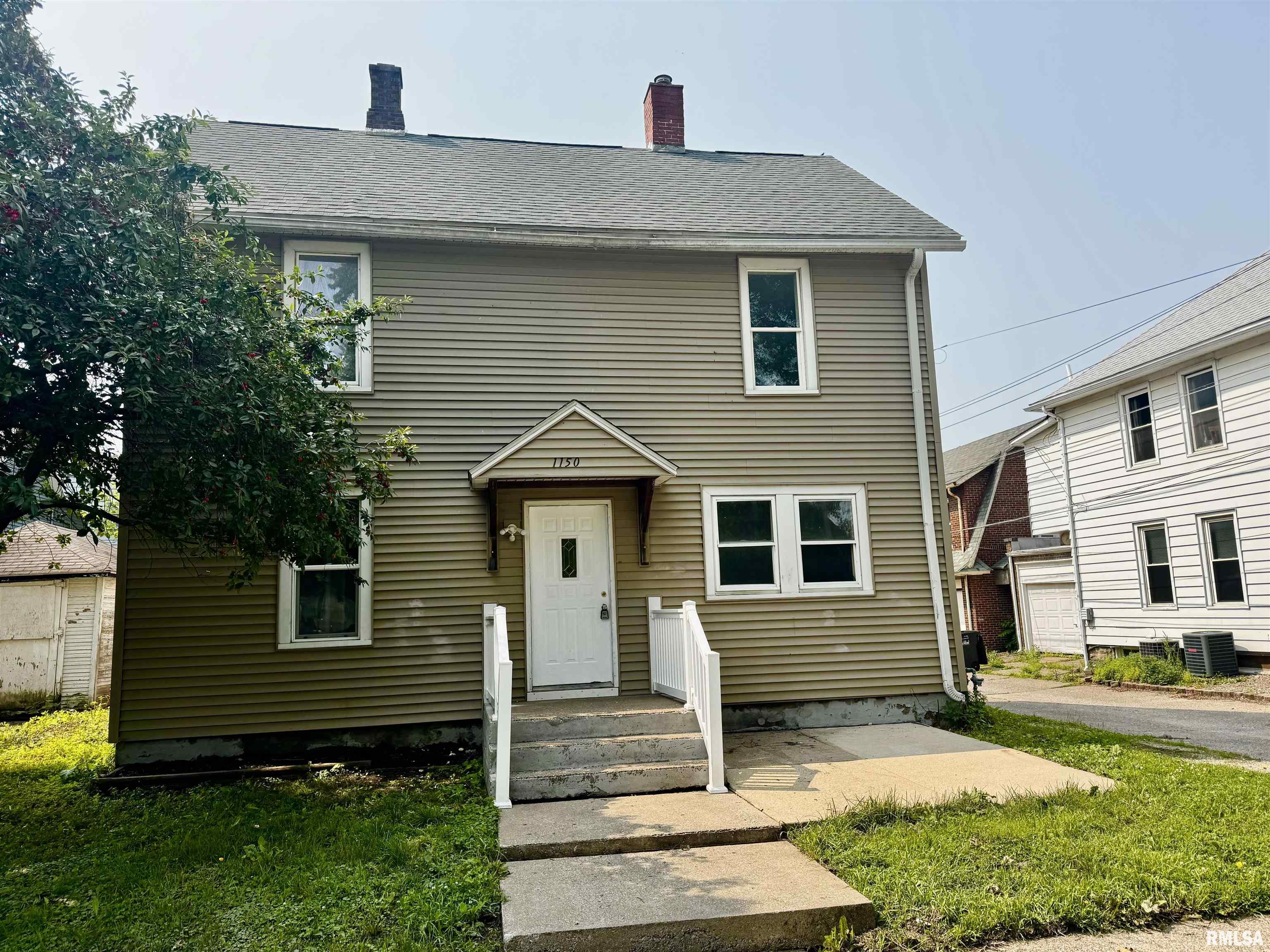 1150 14th Avenue, Moline, Illinois image 1
