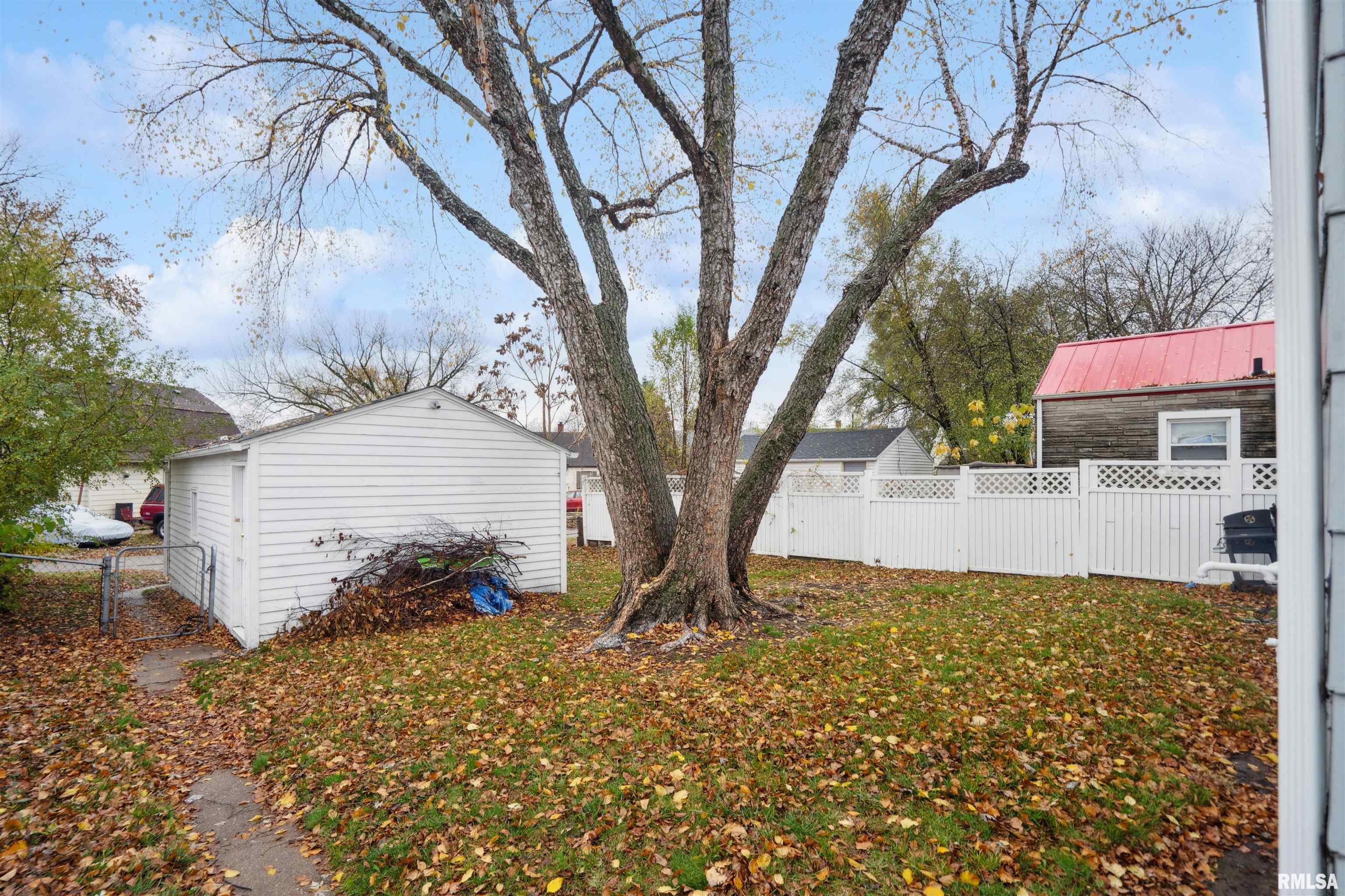 1003 S Concord Street, Davenport, Iowa image 12