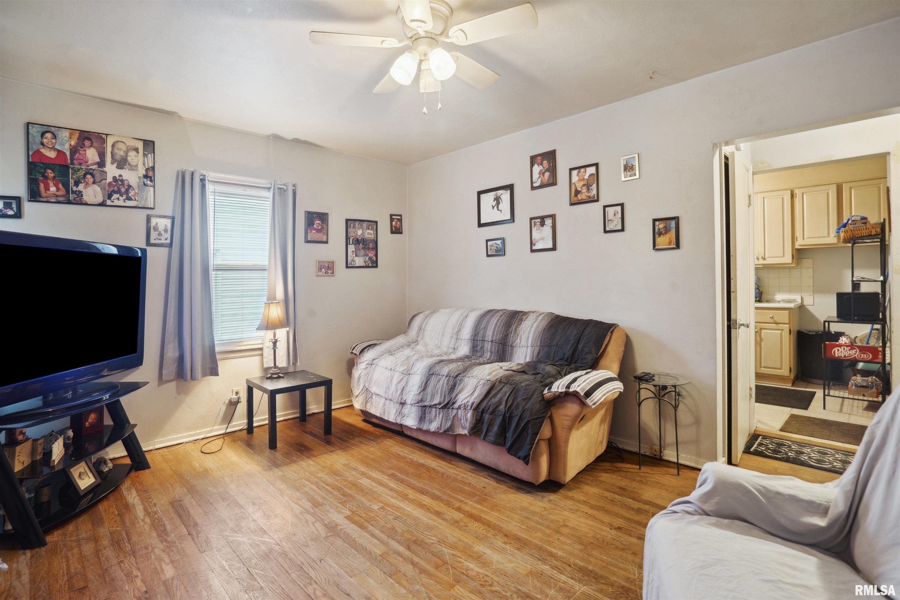 1003 S Concord Street, Davenport, Iowa image 3