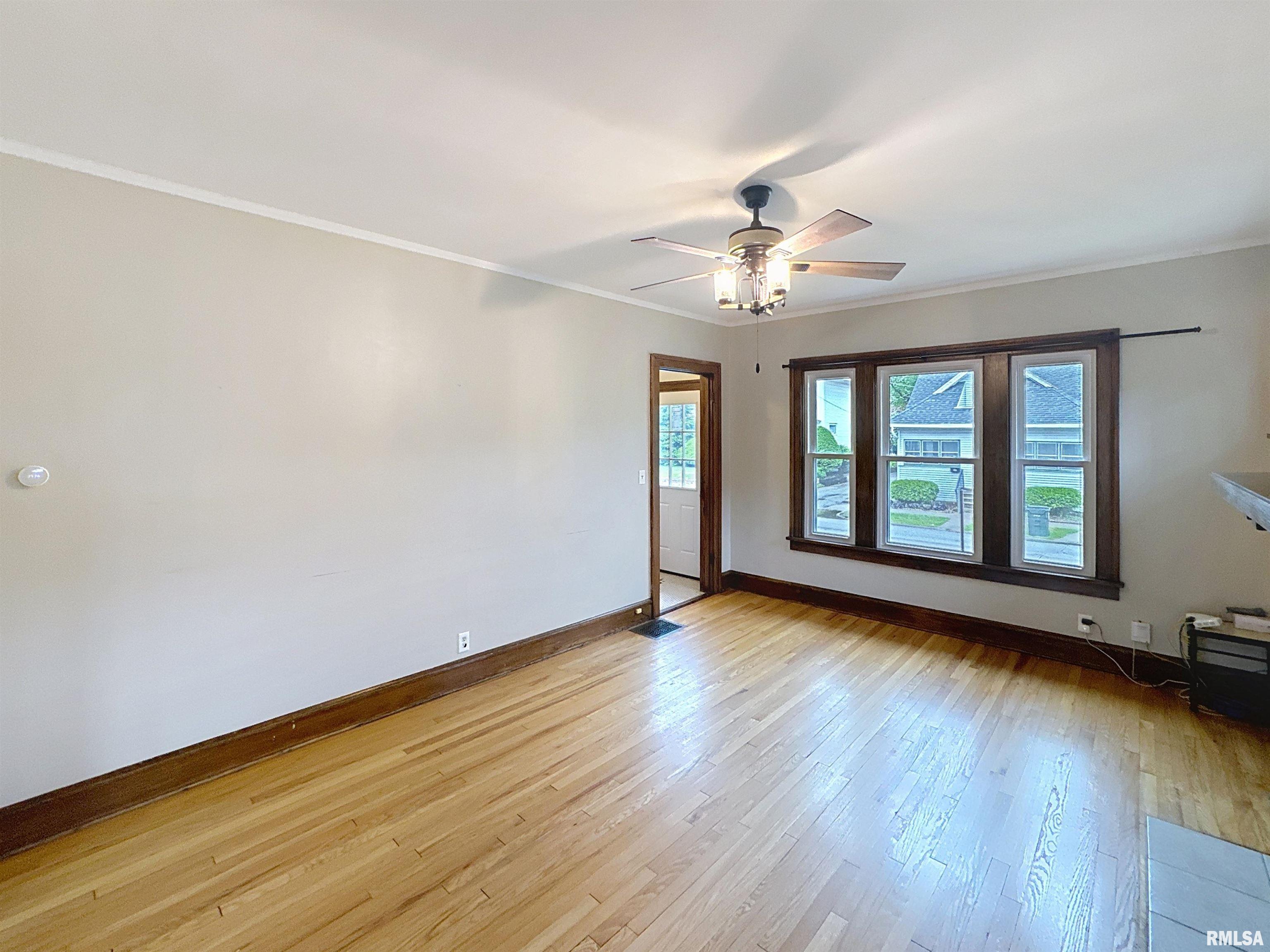 308 E Central Park Avenue, Davenport, Iowa image 5