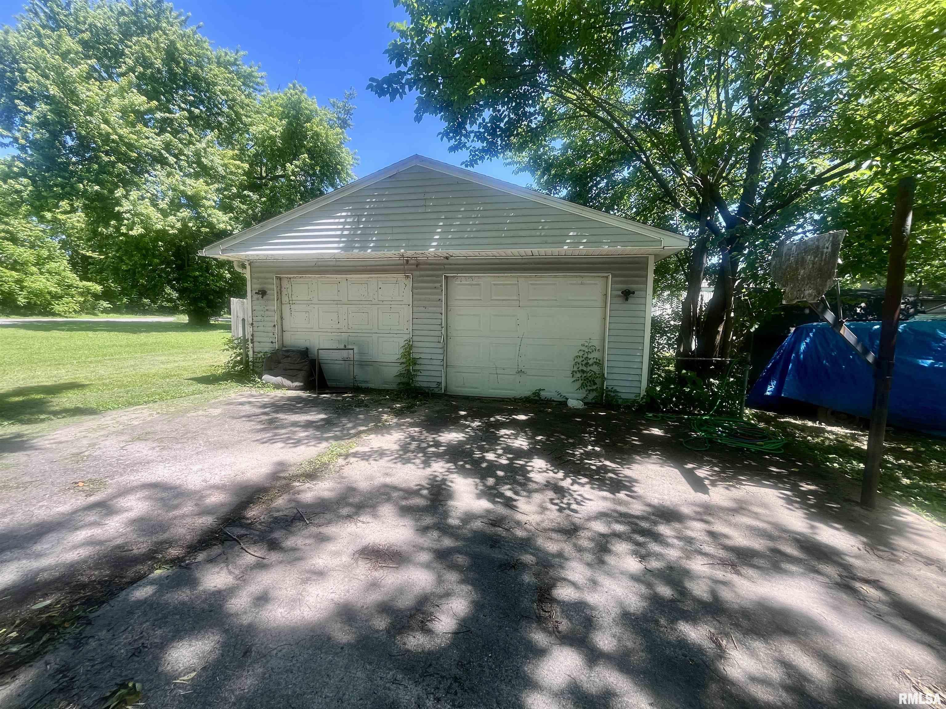 412 W 6th Street, Metropolis, Illinois image 8