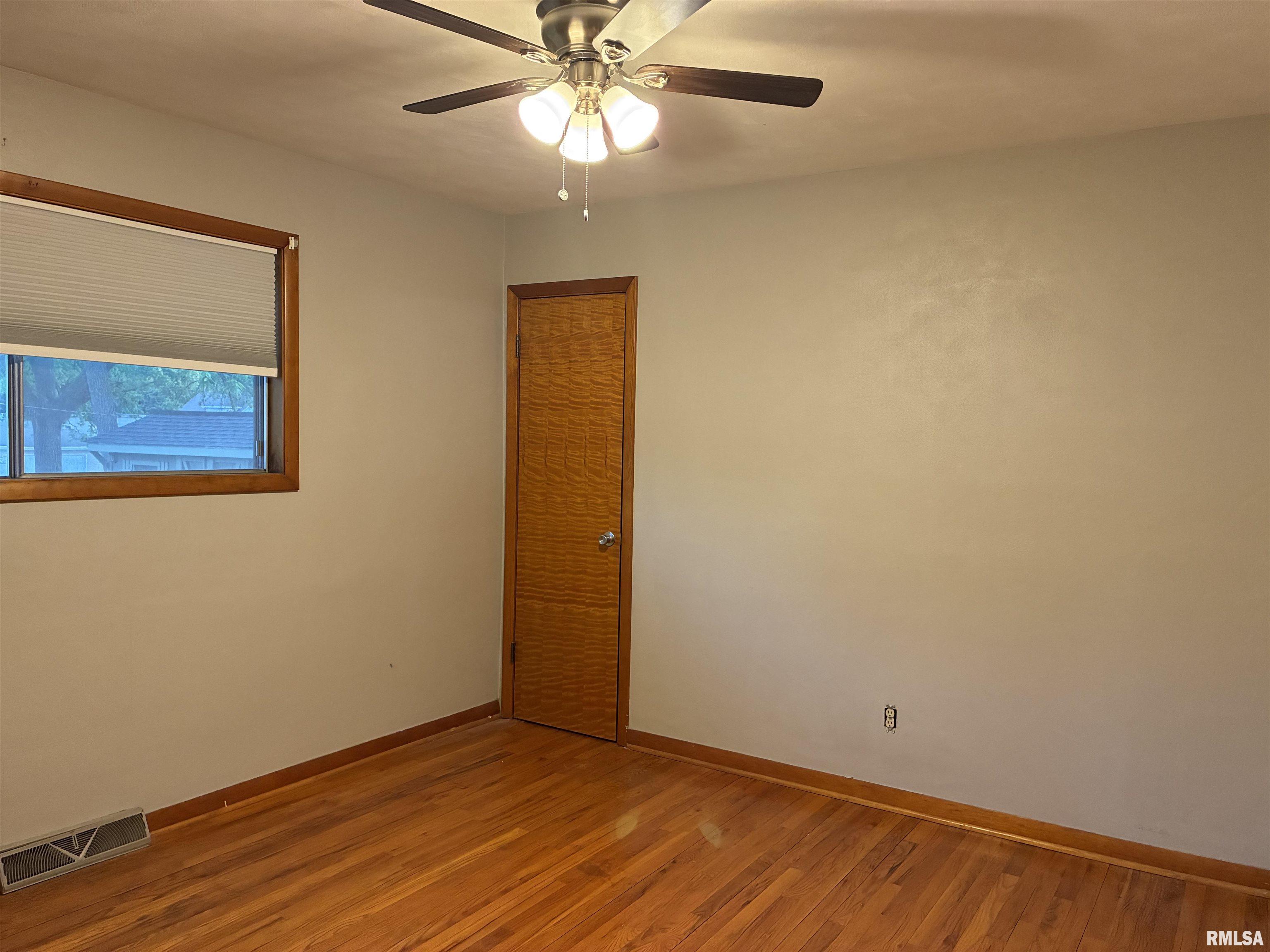 1744 Jackson Street, Quincy, Illinois image 5