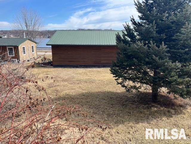1128 N Cody Road, Le Claire, Iowa image 28