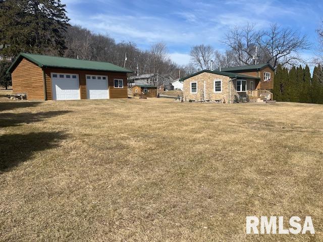 1128 N Cody Road, Le Claire, Iowa image 32