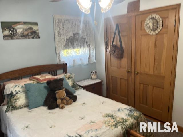 1128 N Cody Road, Le Claire, Iowa image 15