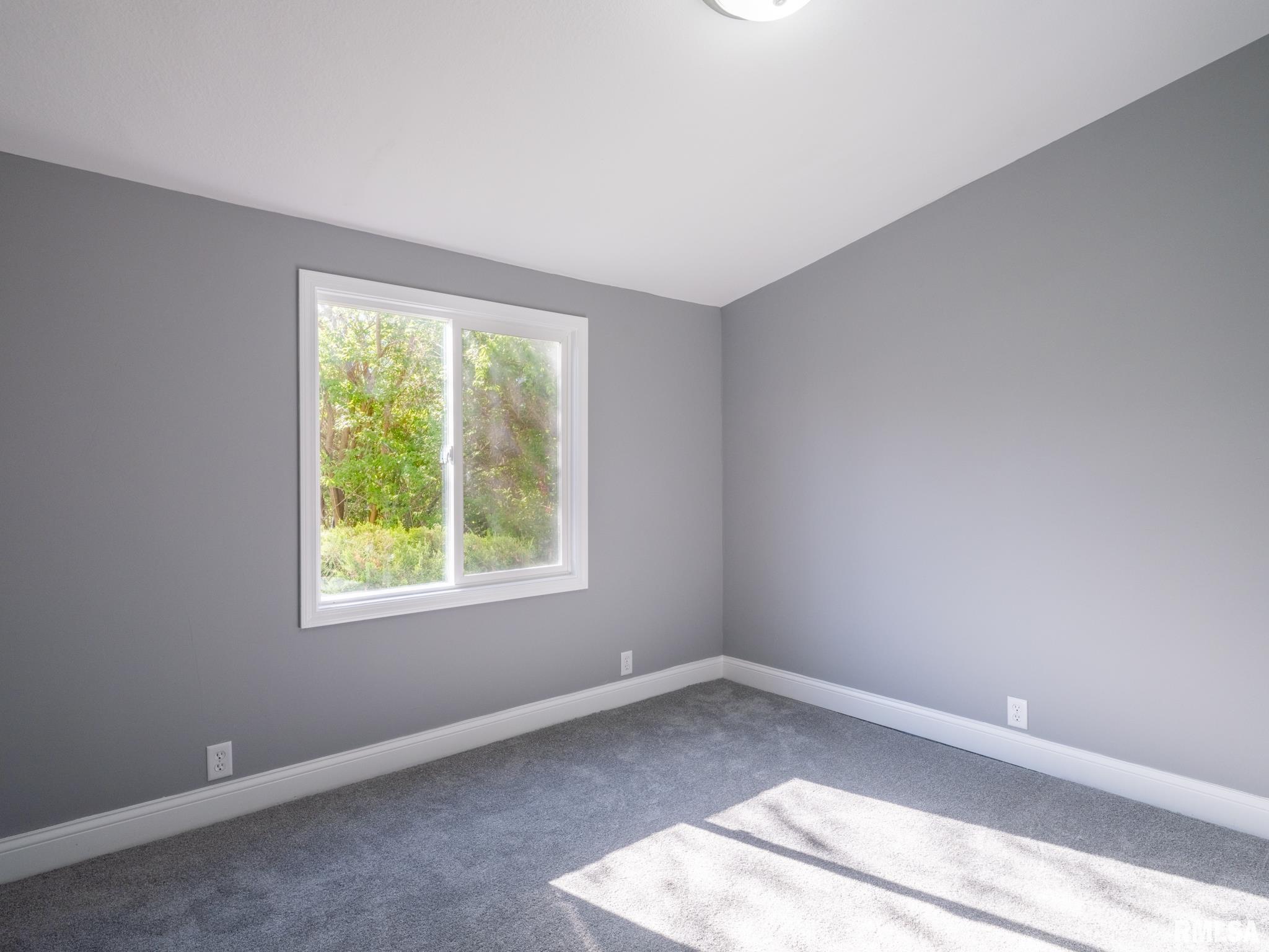 13752 2nd Avenue, Pekin, Illinois image 14