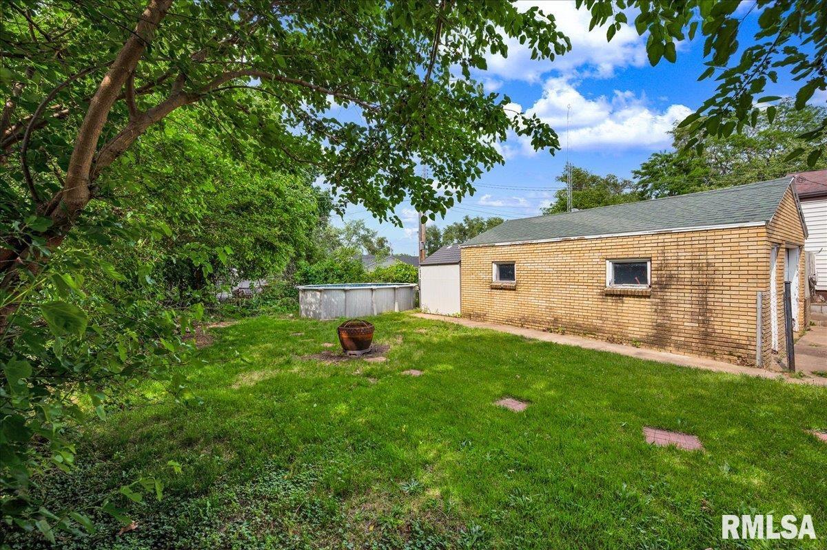 1411 Chestnut Street, Pekin, Illinois image 13