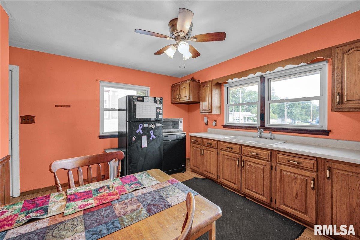 1411 Chestnut Street, Pekin, Illinois image 6