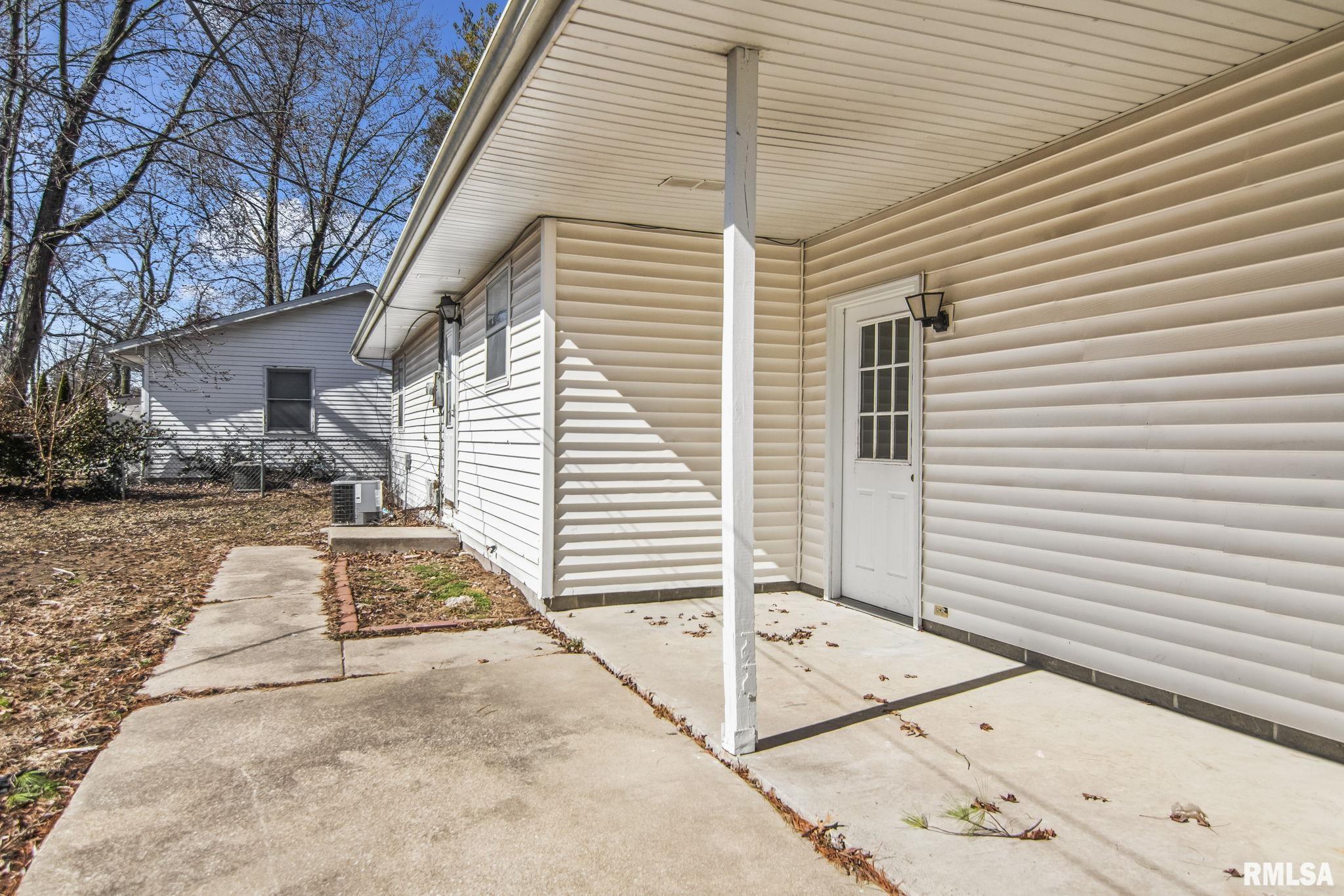114 E Spruce Street, Chatham, Illinois image 23