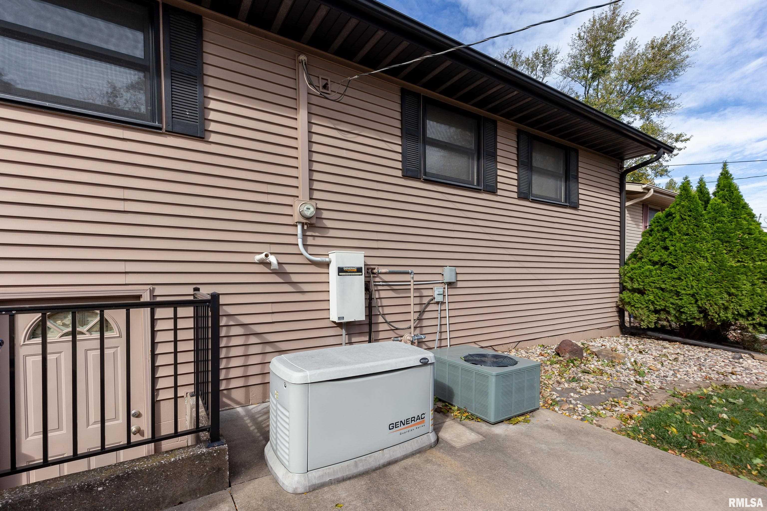 4614 47th Street, Moline, Illinois image 31